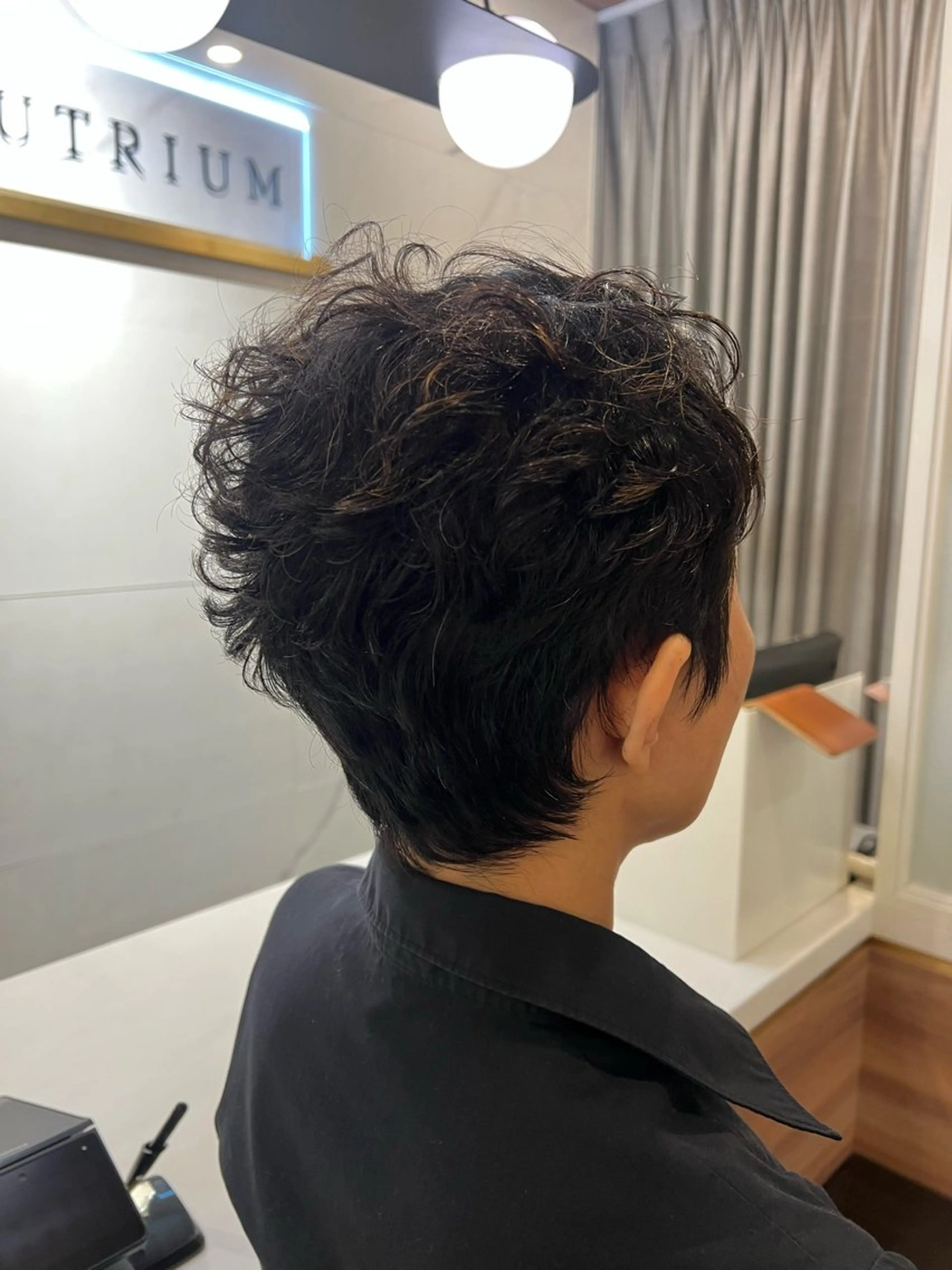 ショート 村中 逸紀のヘアスタイル