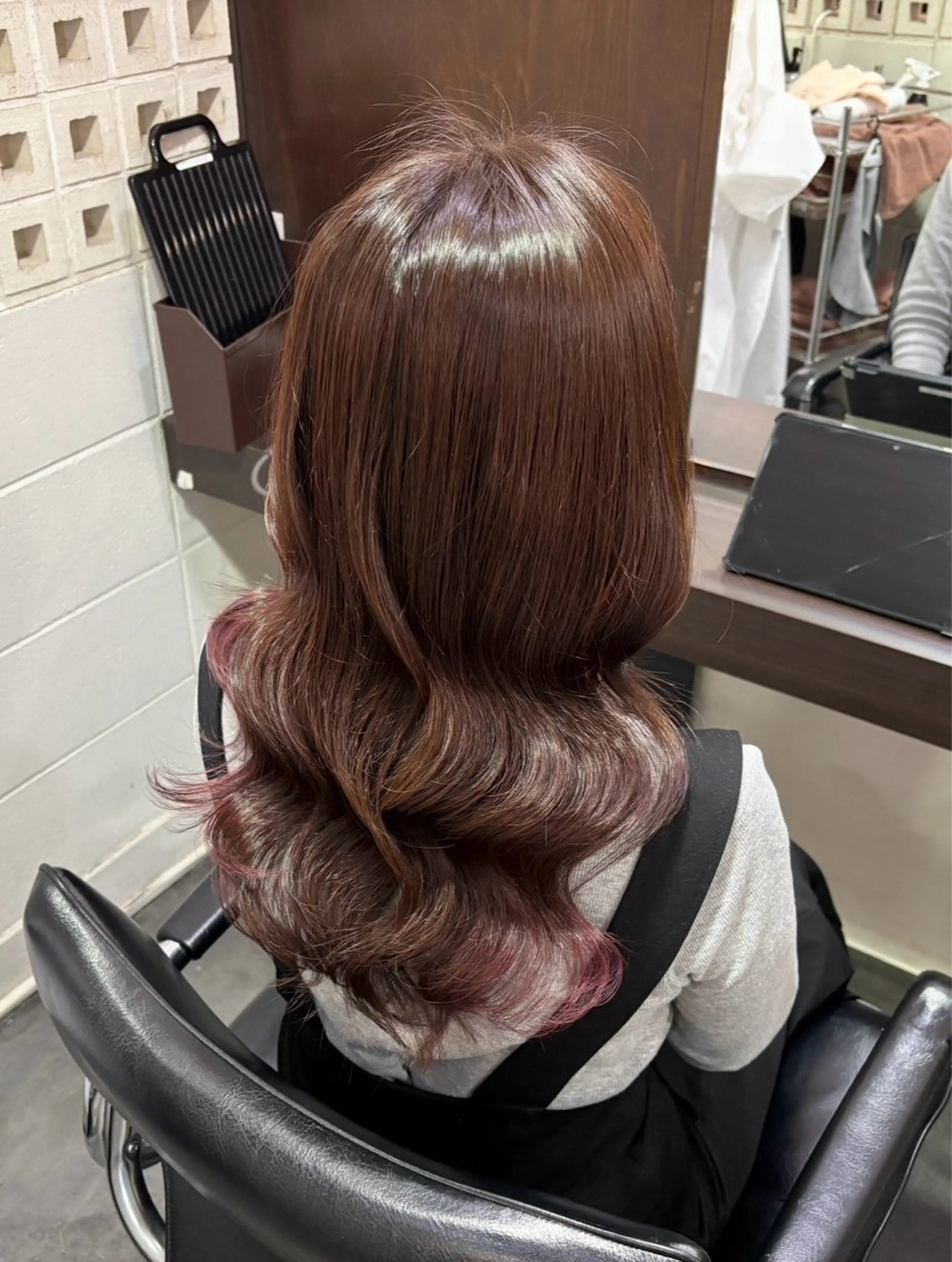 カラー ベージュカラー インナーカラー 瀬田/韓国レイヤー/ トレンドヘア石田亜弥のヘアスタイル