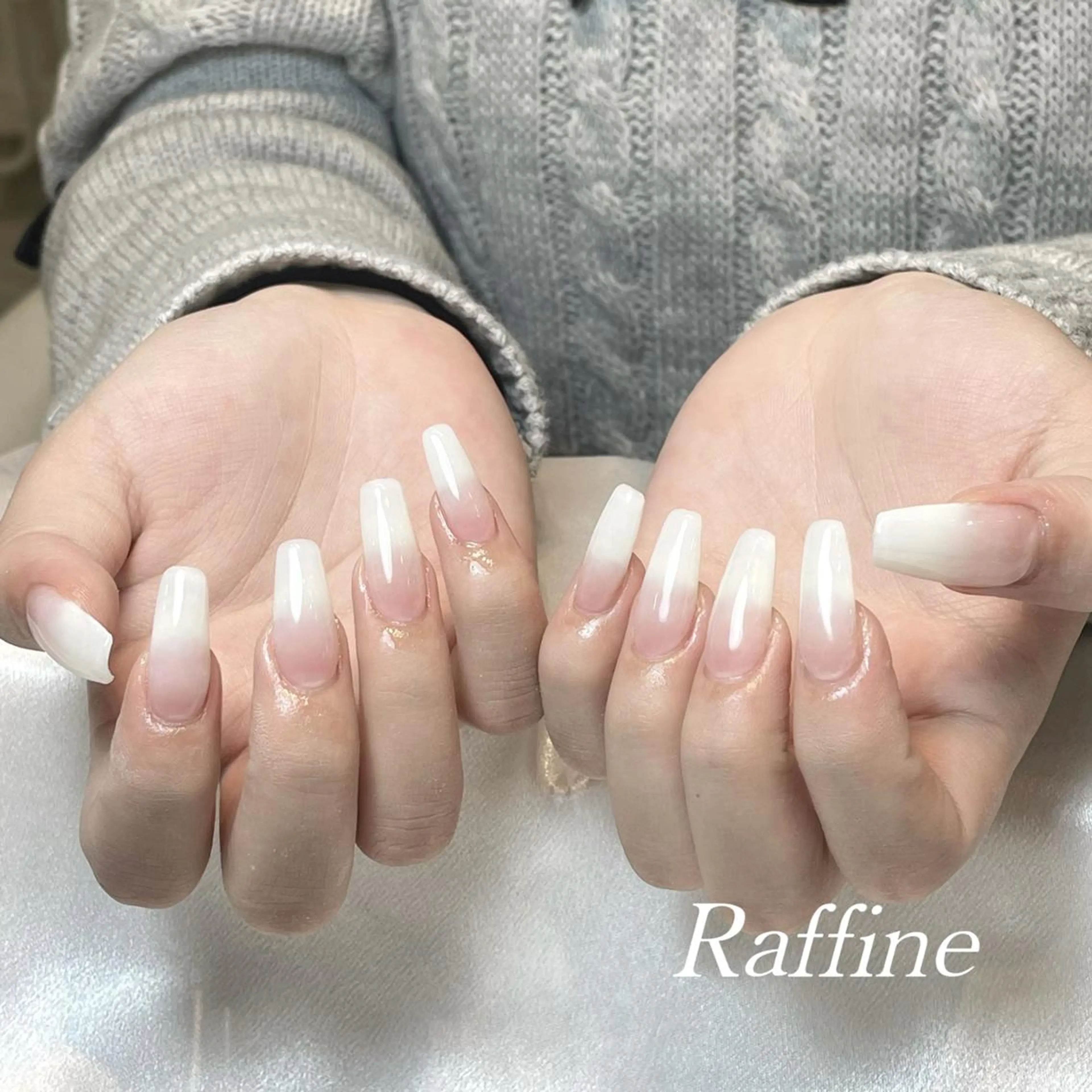 ネイル RAFFINE 月🦋🩵のネイルデザイン