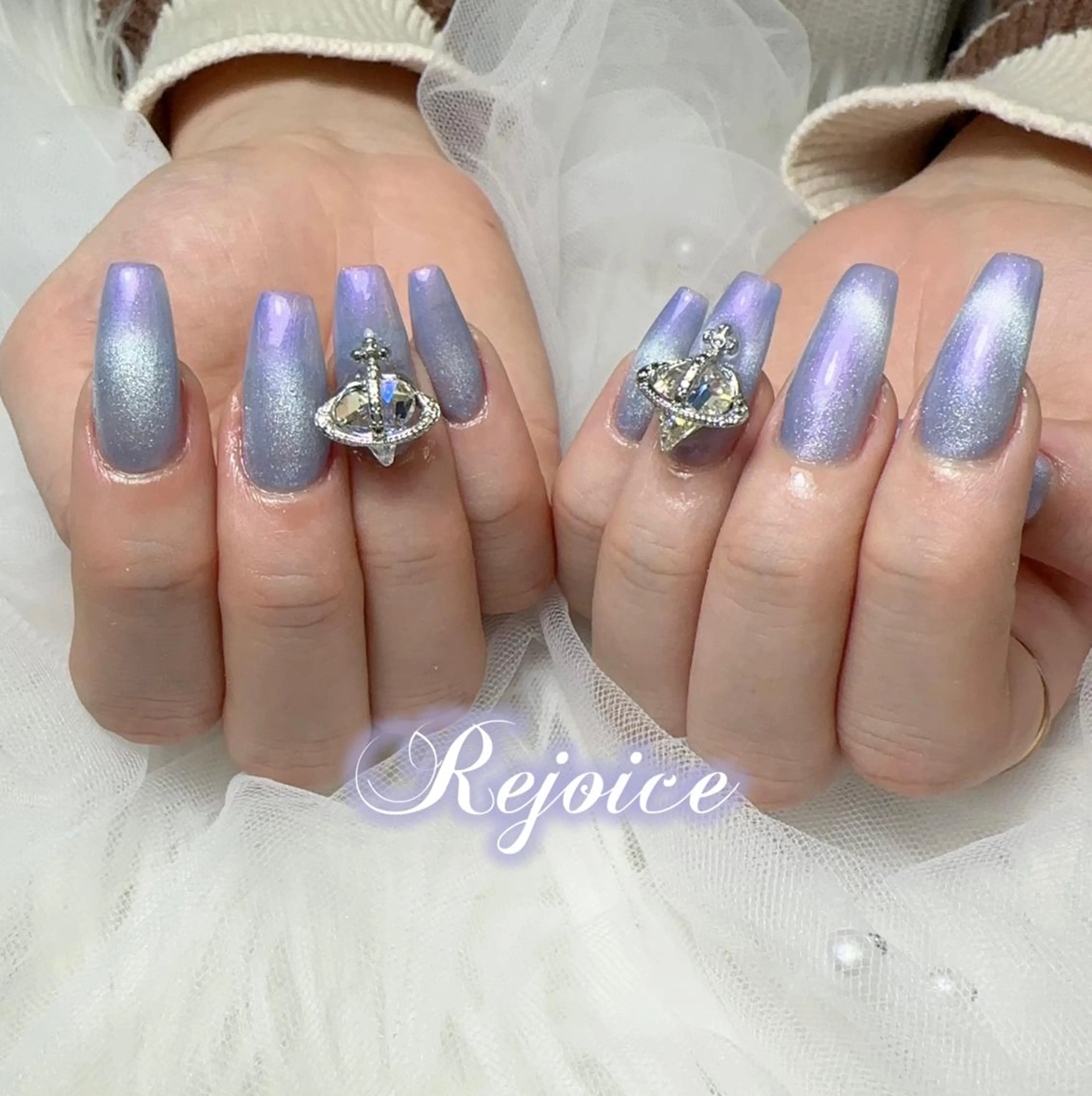 ネイル 持ち込み ハンドネイル ルイス " Nail 渋谷のネイルデザイン