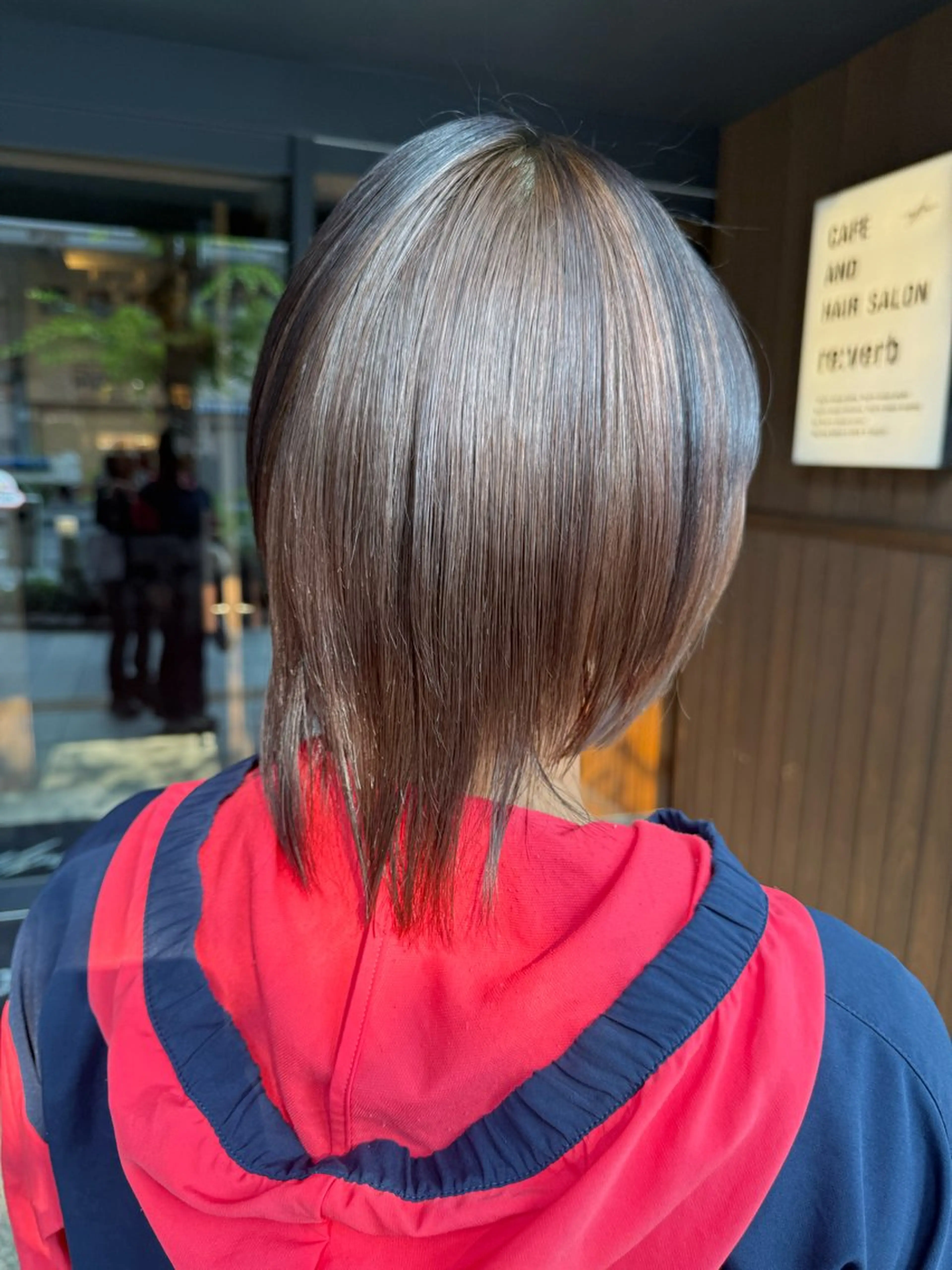 ミディアム トリートメント ヒナ子🦋 ブリーチカラーのヘアスタイル