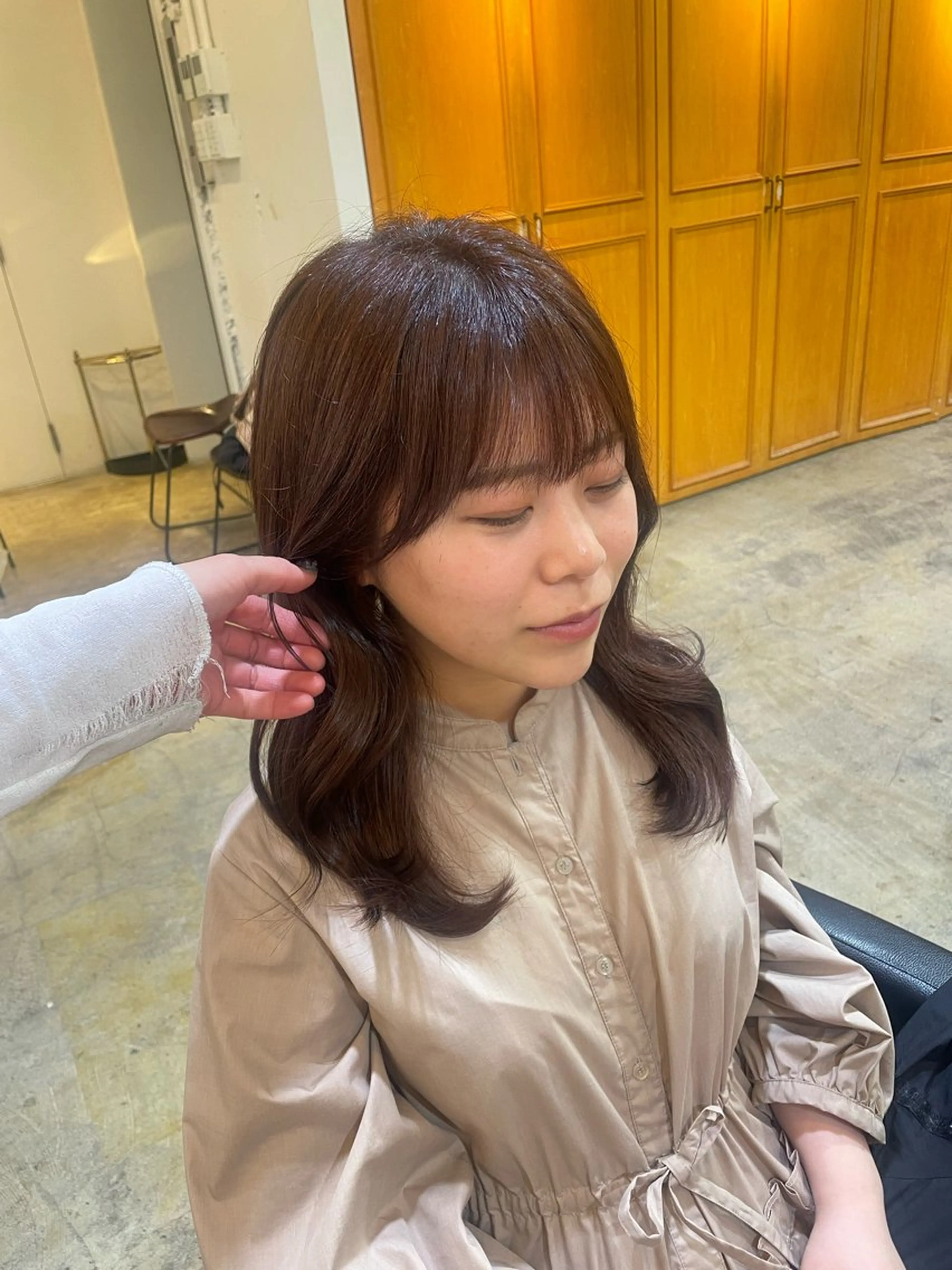 ミディアム カラー RIN/韓国ヘア レイヤーカットのヘアスタイル