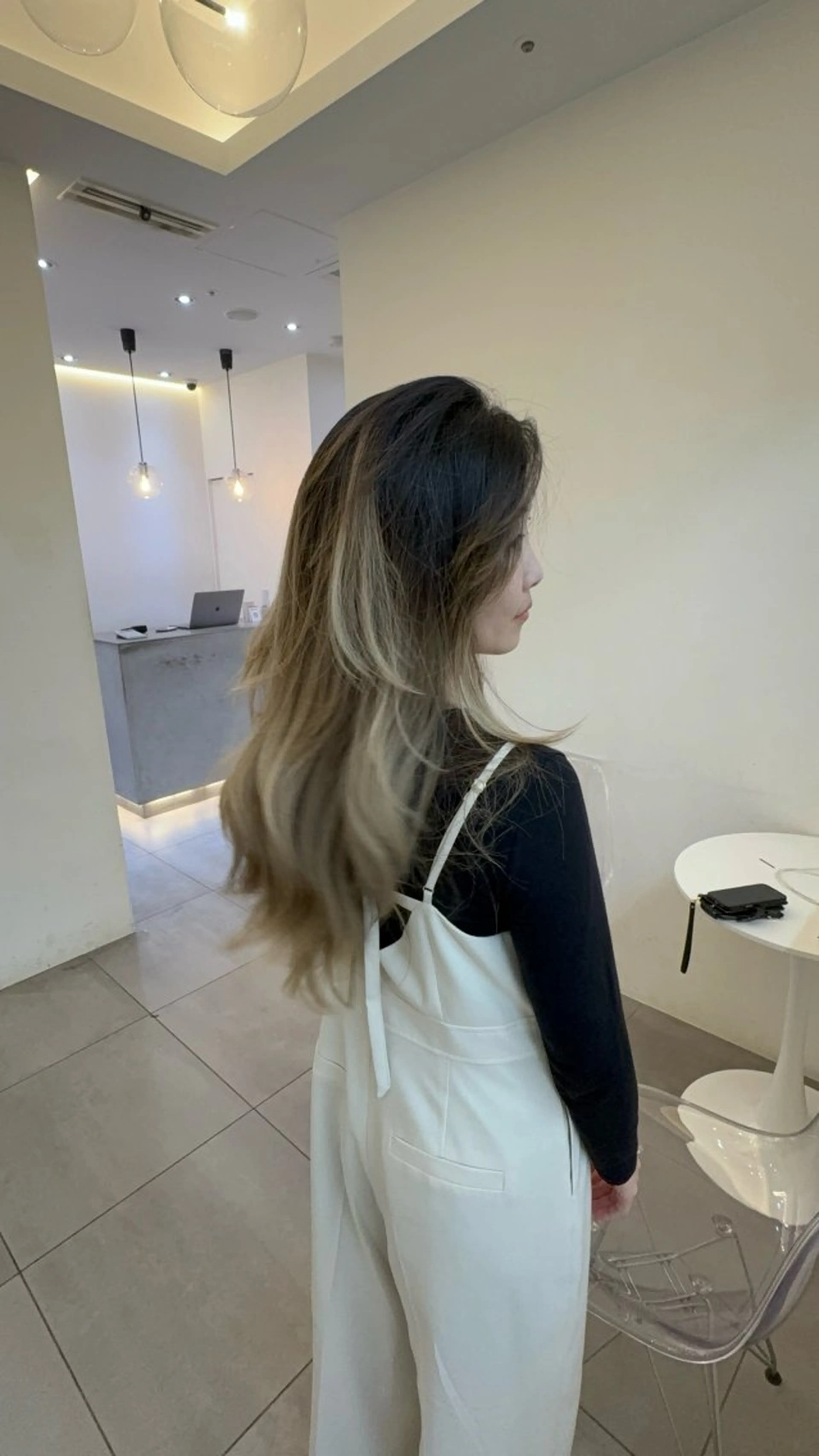 ロング カット nok所属・レイヤー/ベージュ/ どますず🌺のヘアスタイル