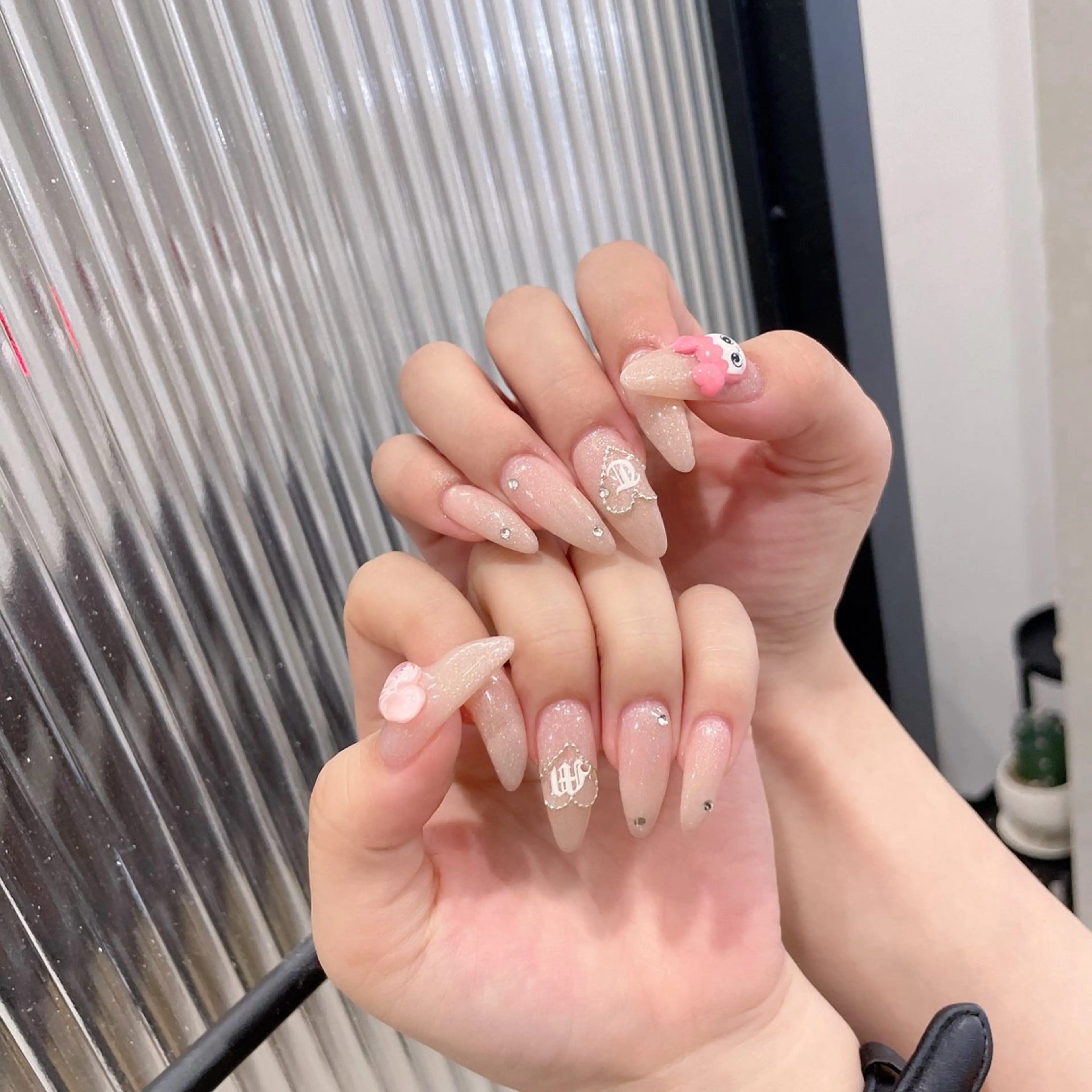 ネイル 持ち込み ハンドネイル M2 beauty Hoshinaのネイルデザイン