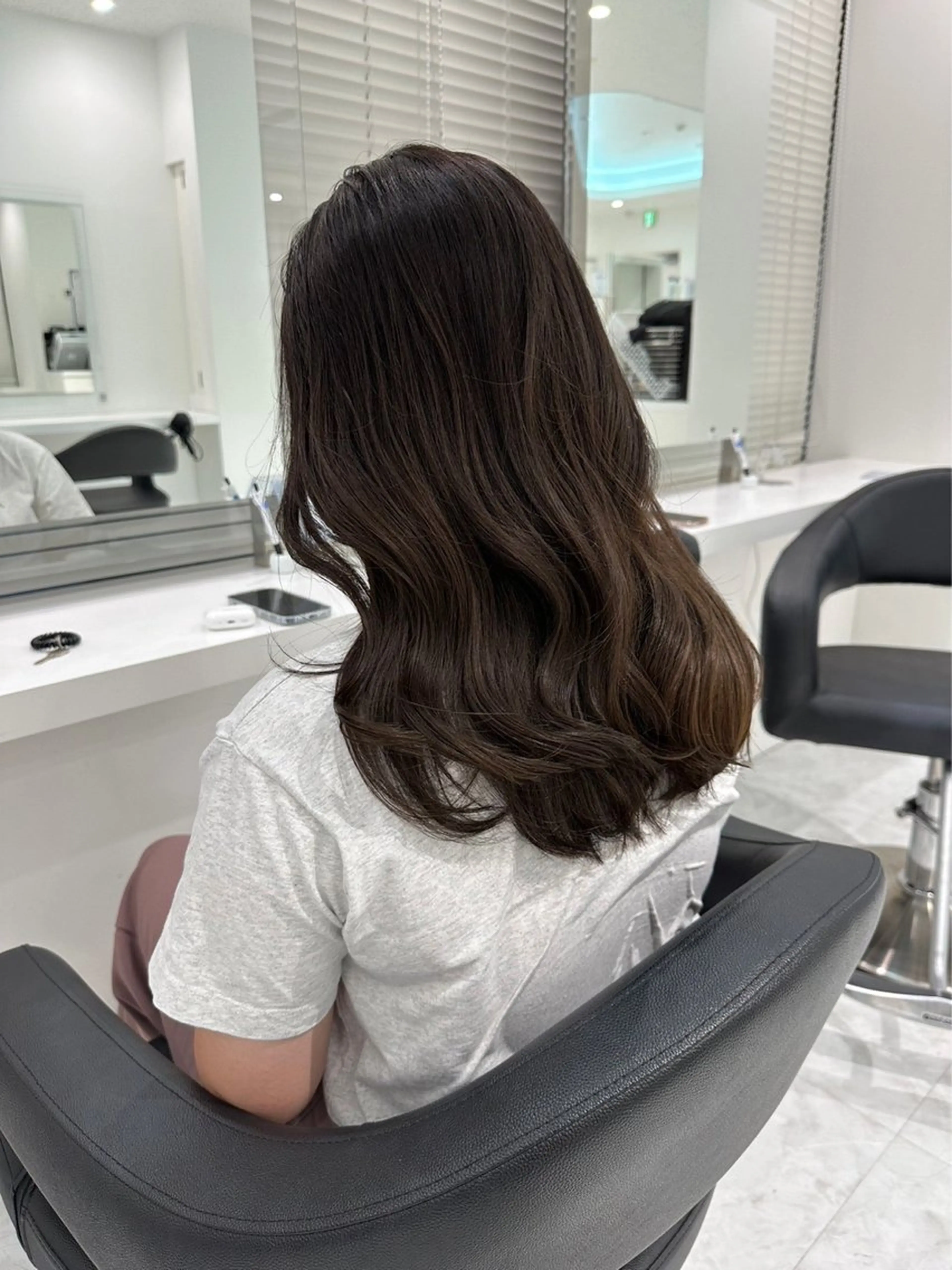 ロング カラー ブラウンカラー チョコレートブラウン 垢抜けハイトーン☀／ 笑顔の美容師／しゅんのヘアスタイル