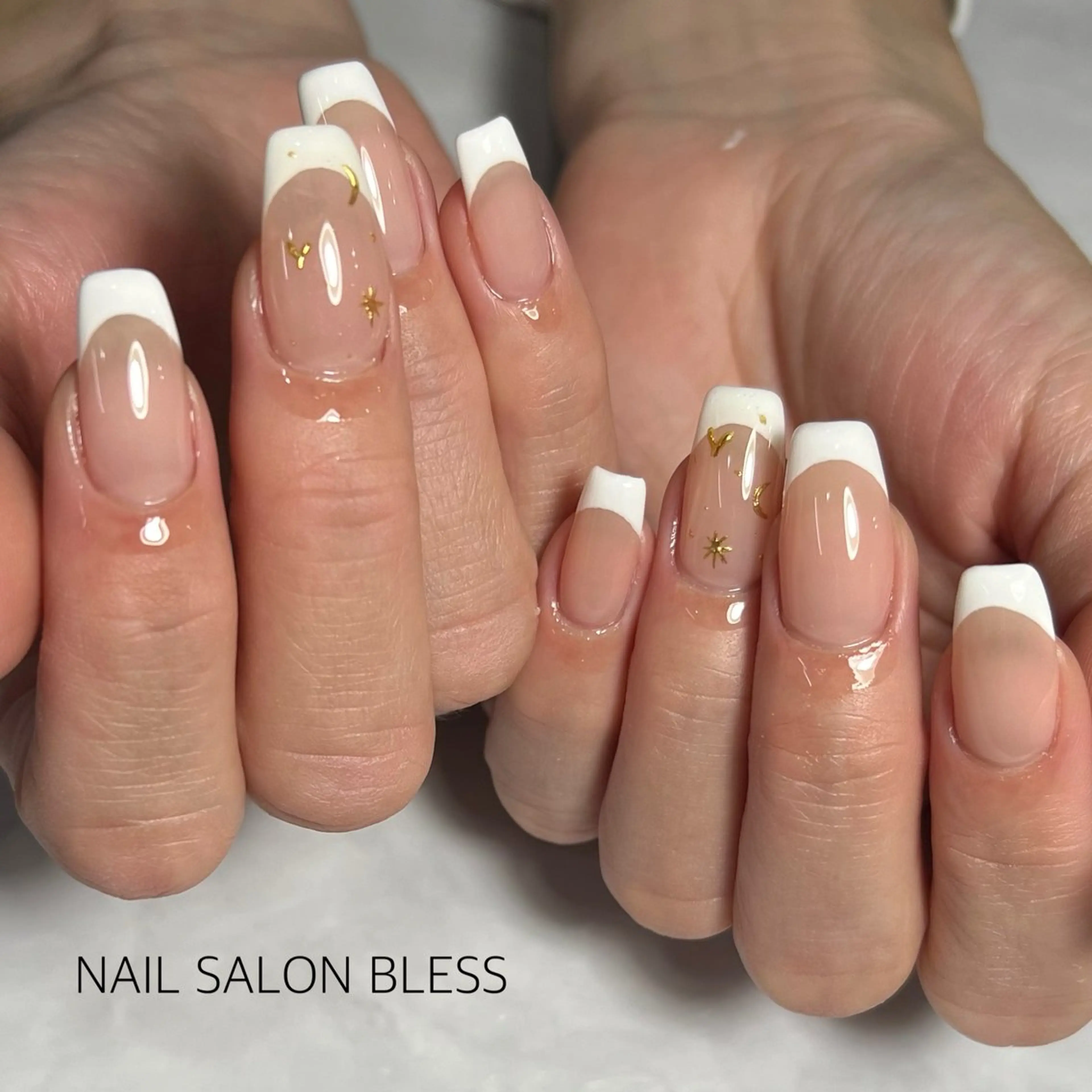 セミロング BLESS所属・BLESS momoのネイルデザイン