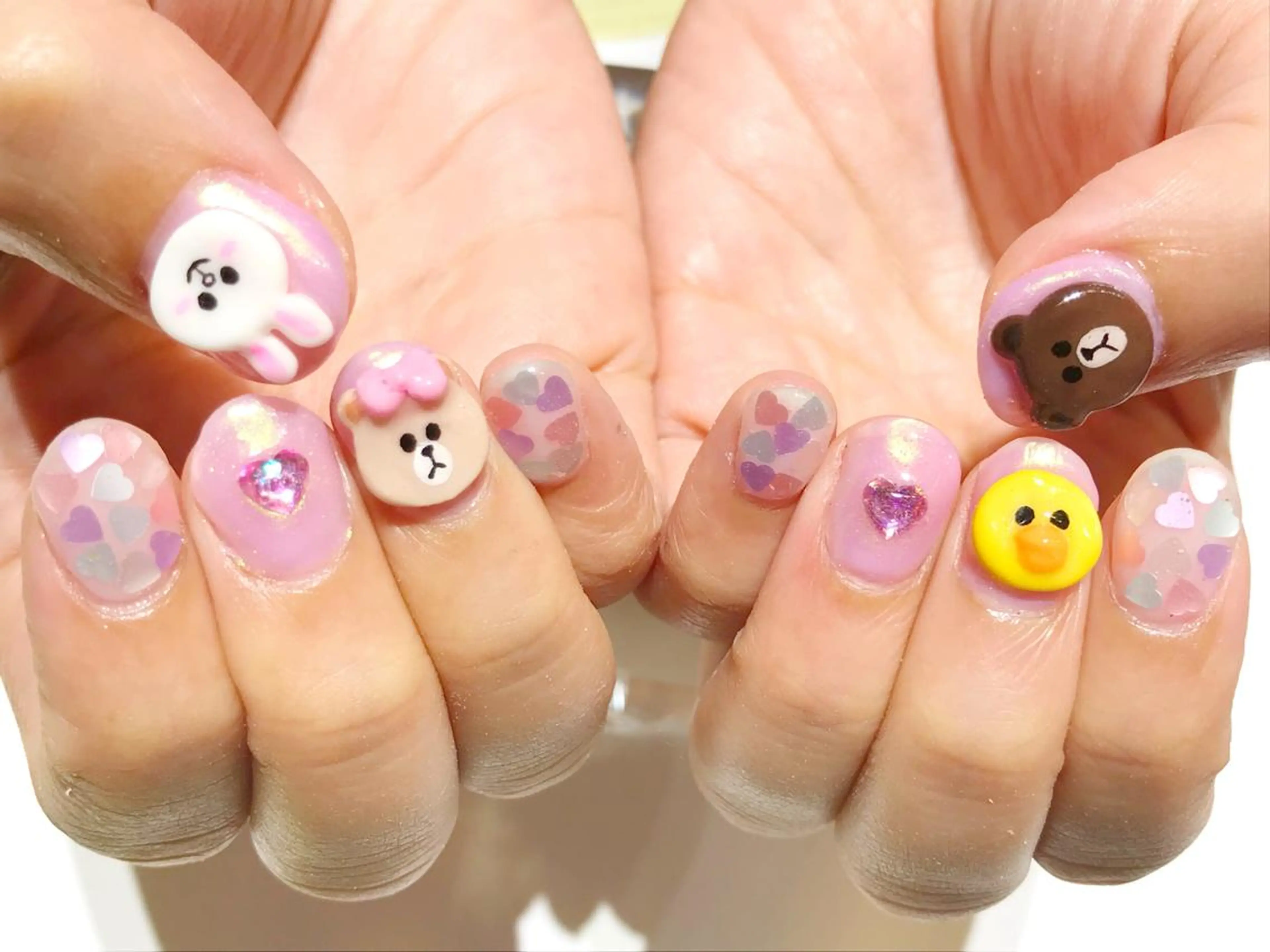 ネイル アートネイル ジェルネイル YUN 💅のネイルデザイン