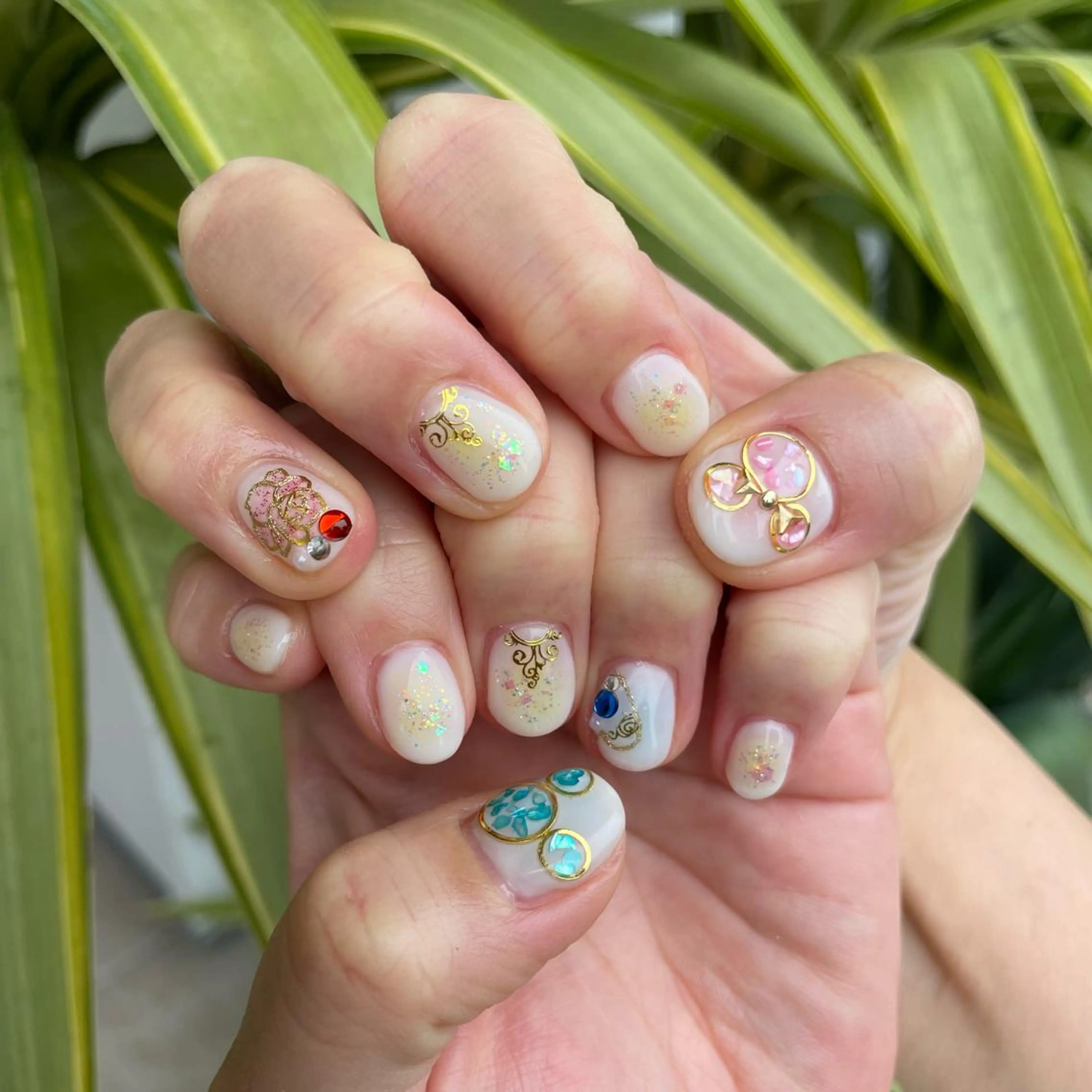 ネイル es nailのネイルデザイン