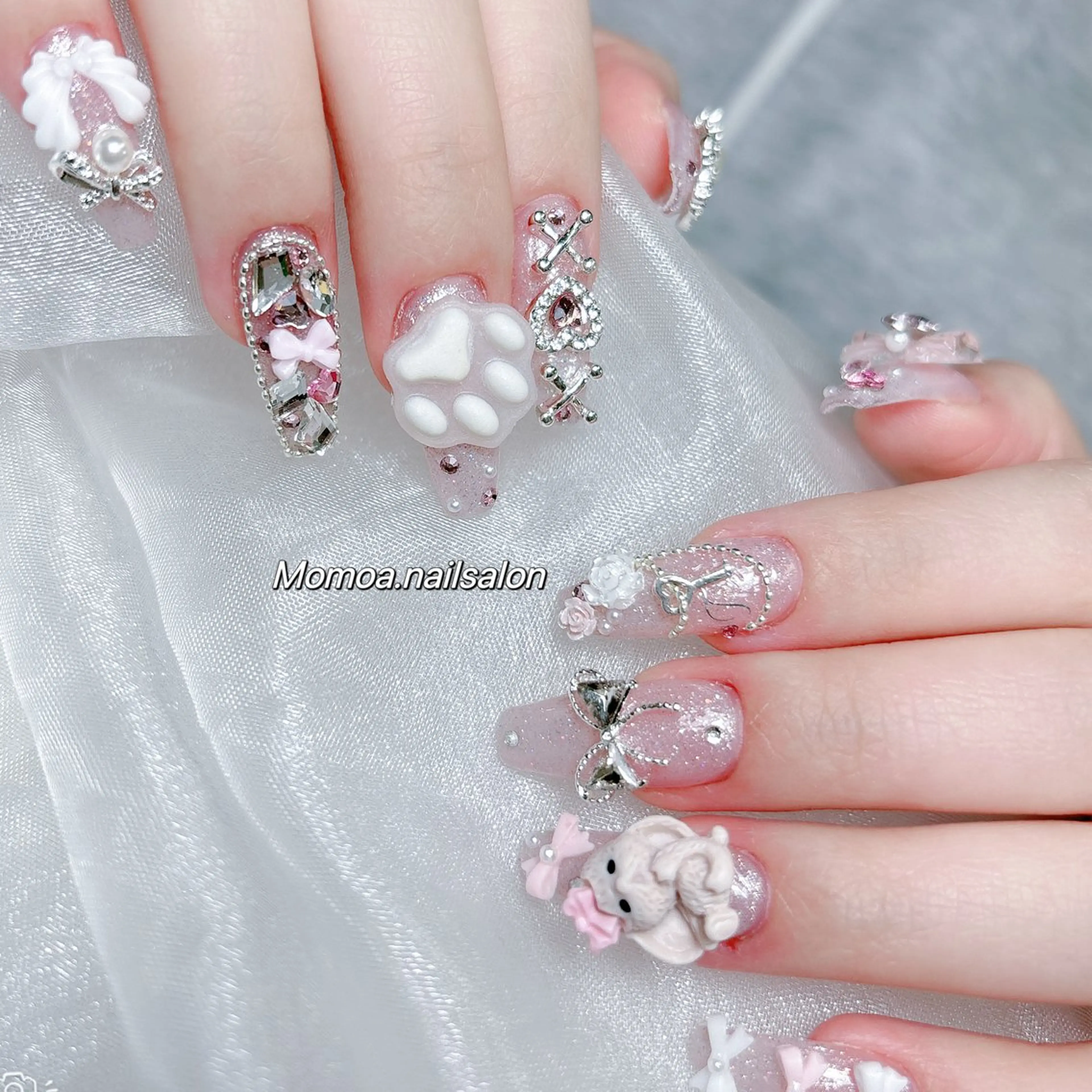 ネイル 成人式 ジェルネイル ロングネイル マグネットネイル ミディアムネイル ハンドネイル MoMoA Nail ネイル長さ出し専門店のネイルデザイン