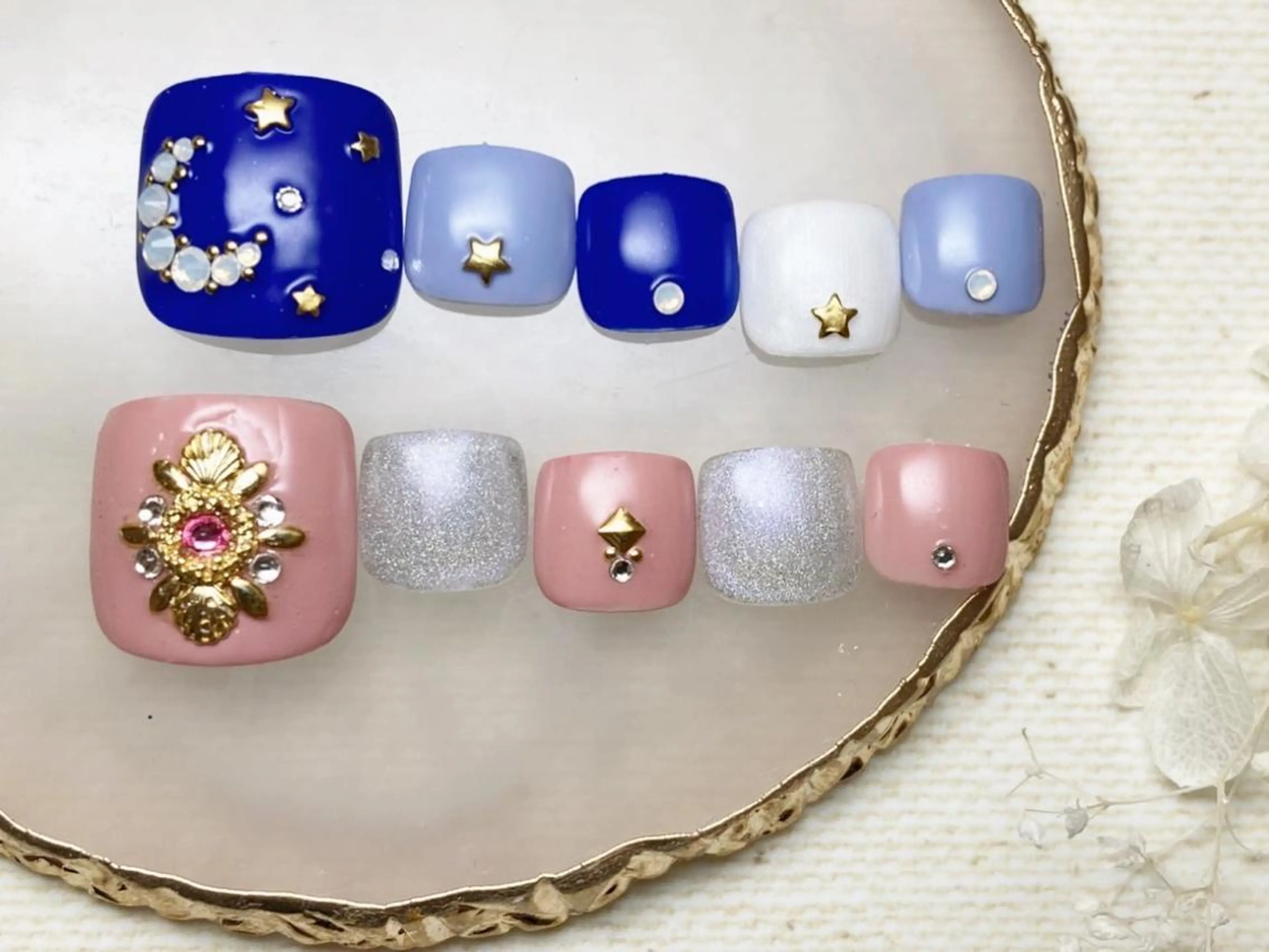 ネイル アートネイル フットネイル リセ有楽町店 アイリストのマツエク・マツパデザイン