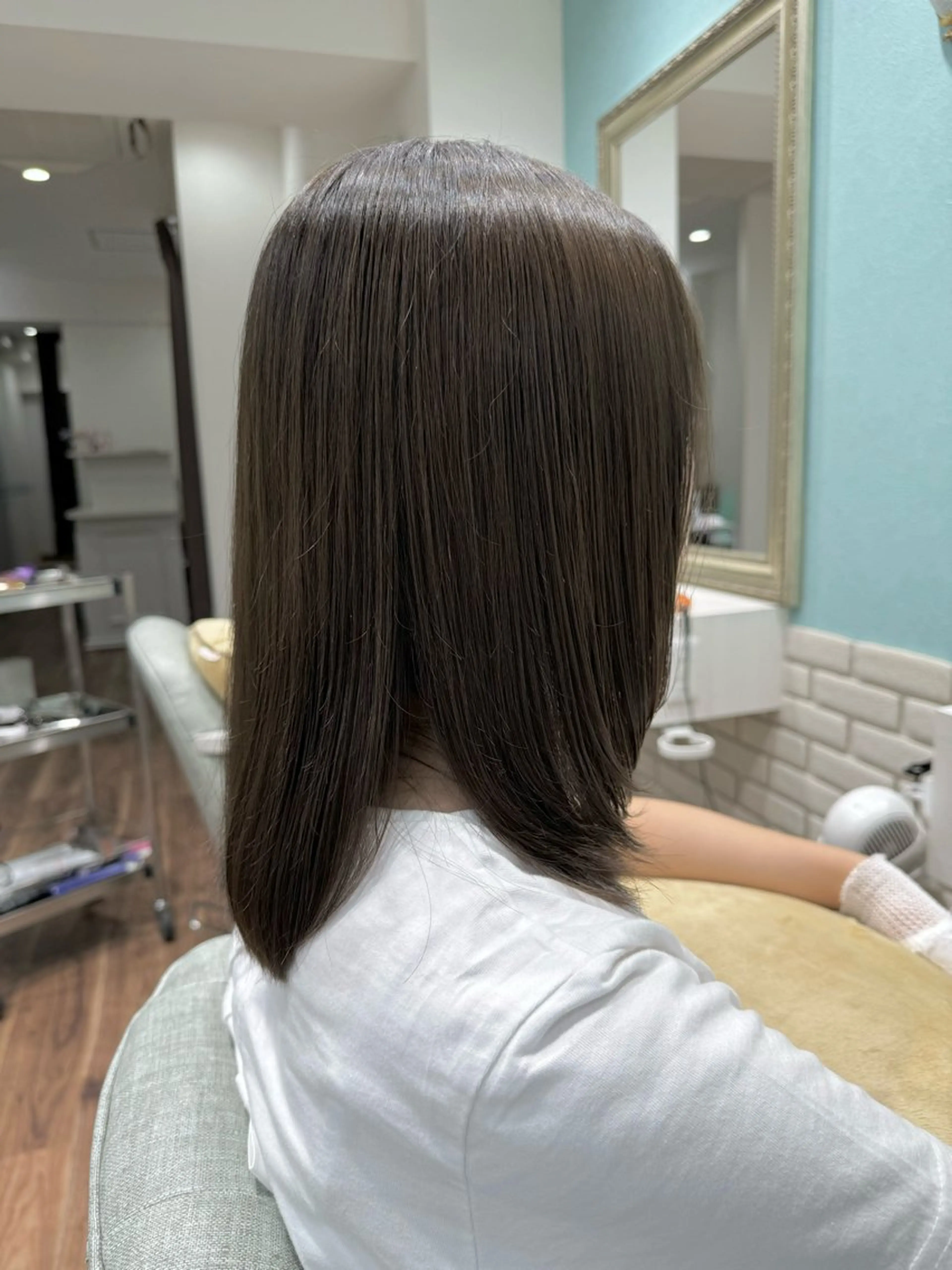 ミディアム カラー ブラウンカラー オリーブブラウン カット ヘアカラー Ruset所属・ハイトーン/ボブ特化 /美髪矯正/SOMAのヘアスタイル