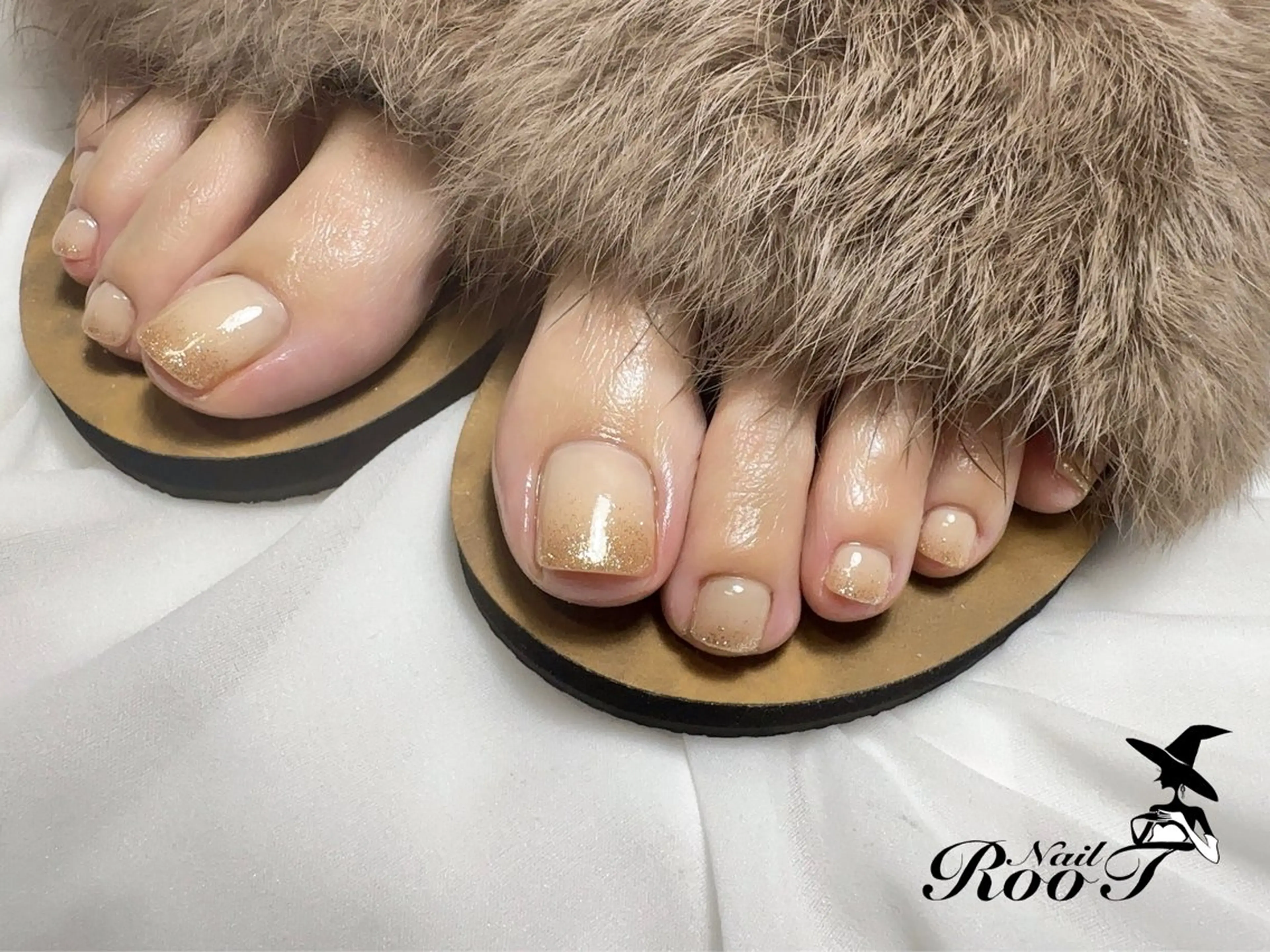 ネイル フラッシュネイル フットネイル RooT Nailのネイルデザイン