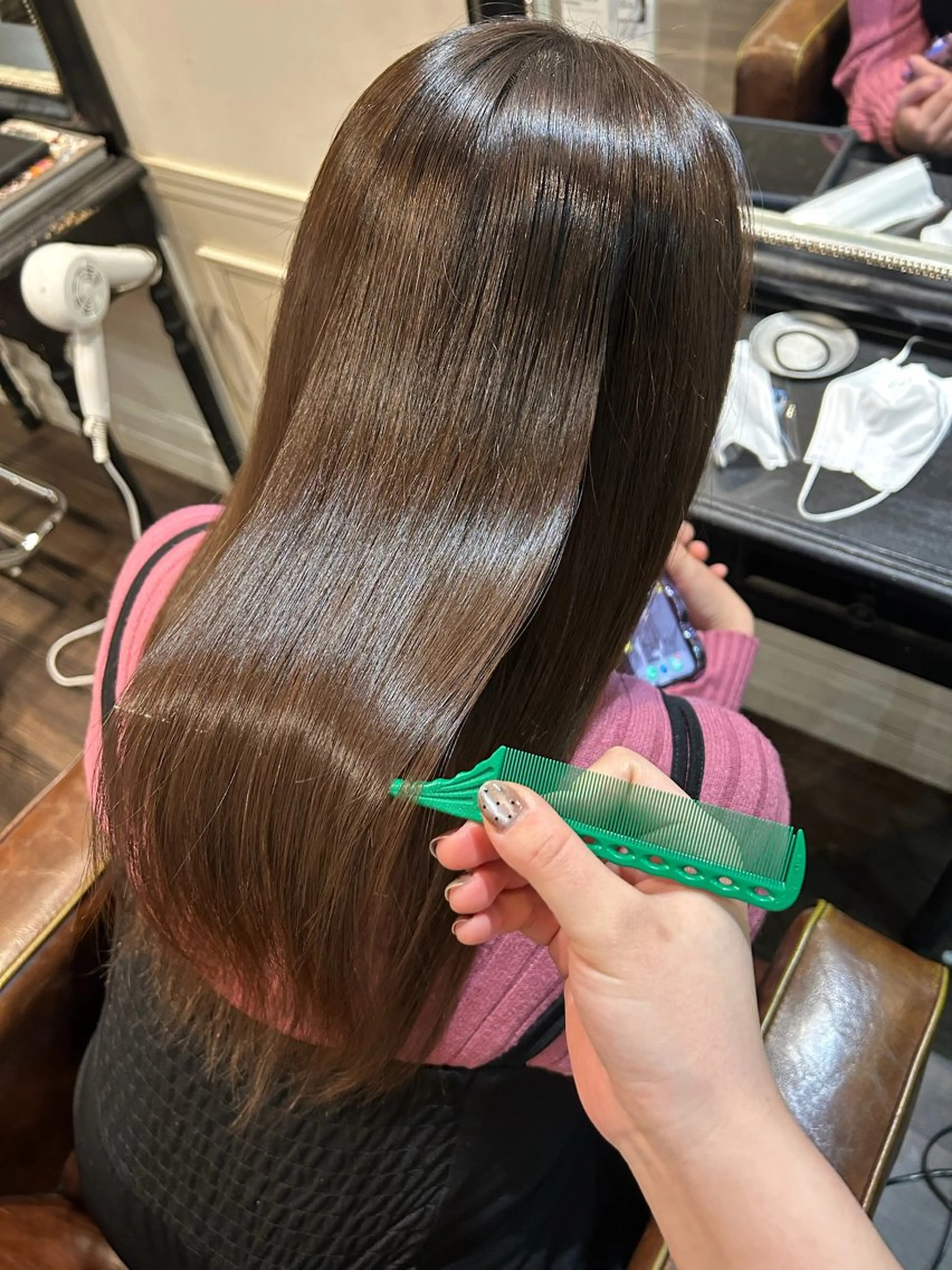 ロング 山尾 涼華のヘアスタイル