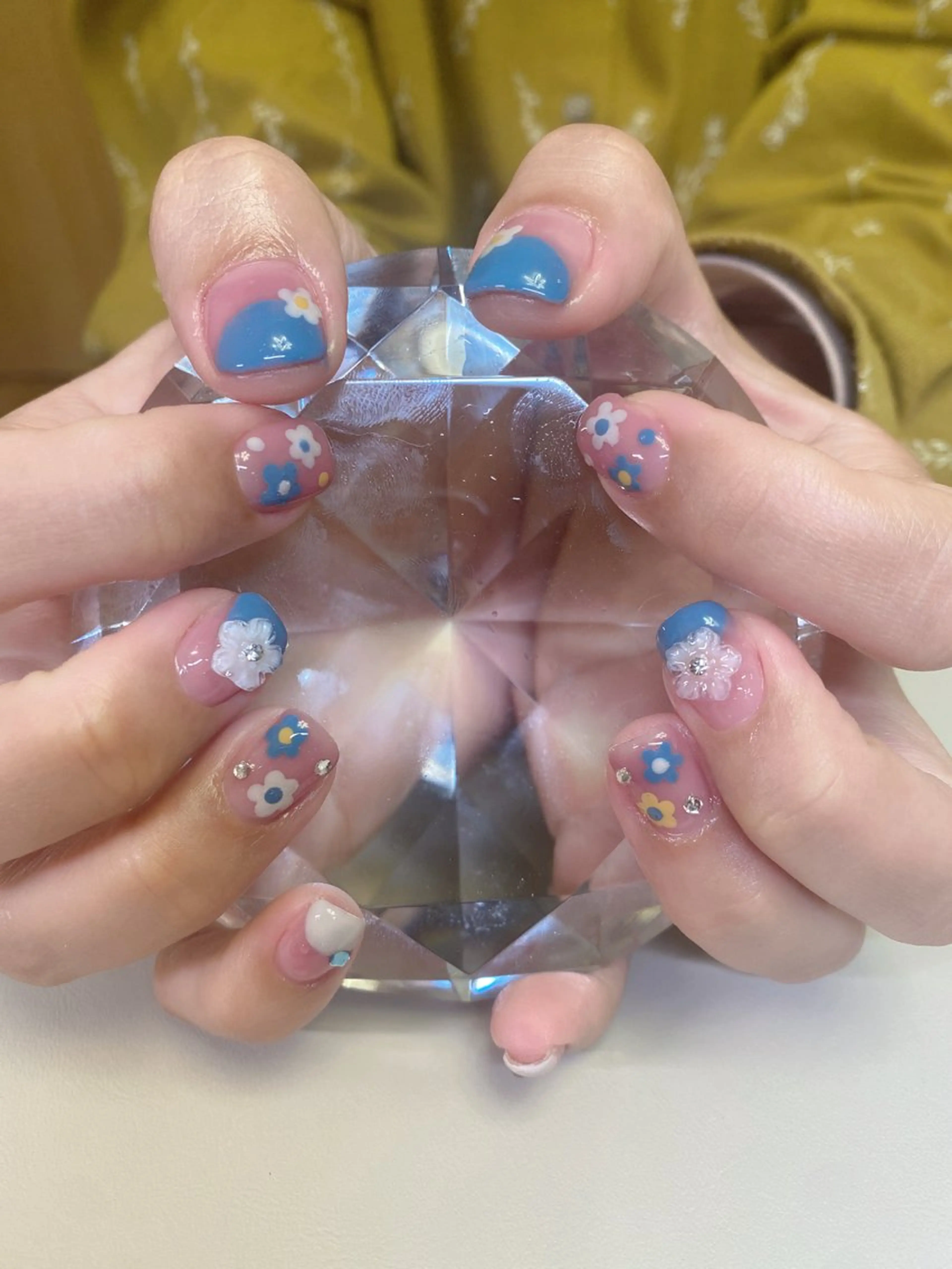 ネイル B.rose ビビのネイルデザイン