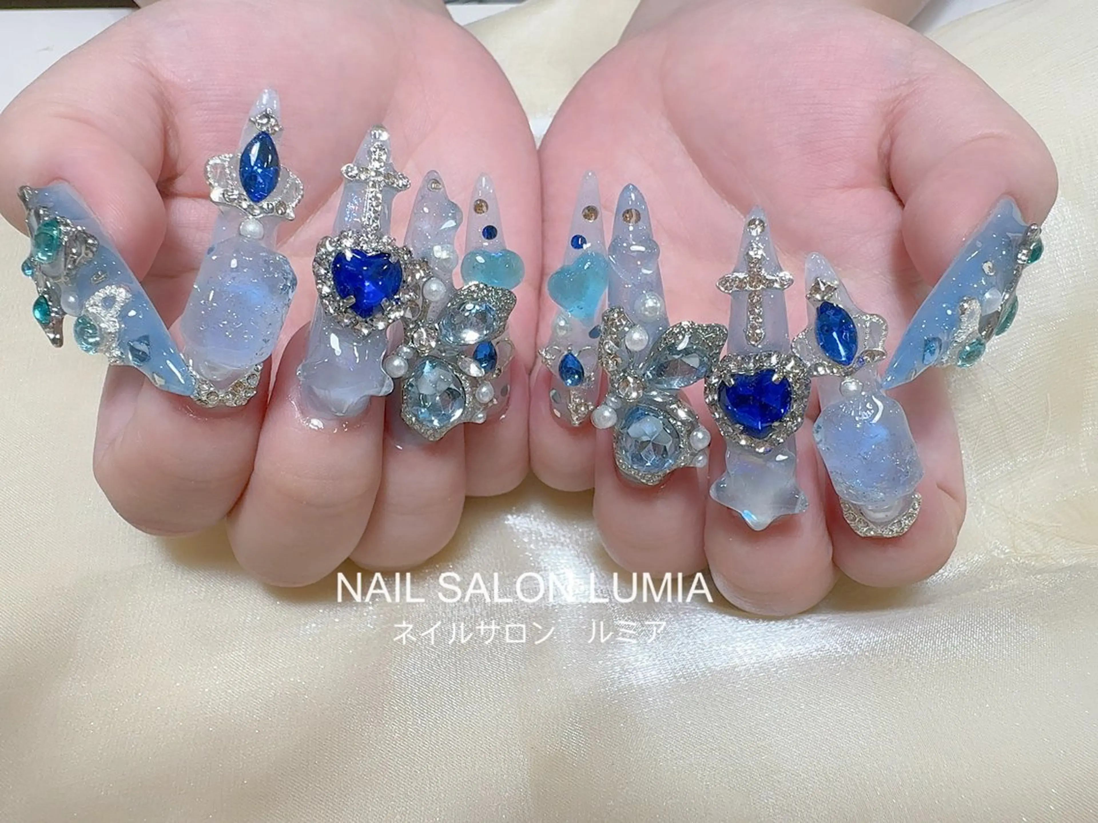 ネイル ハンドネイル ネイルサロン ルミア Lumia 店長のネイルデザイン