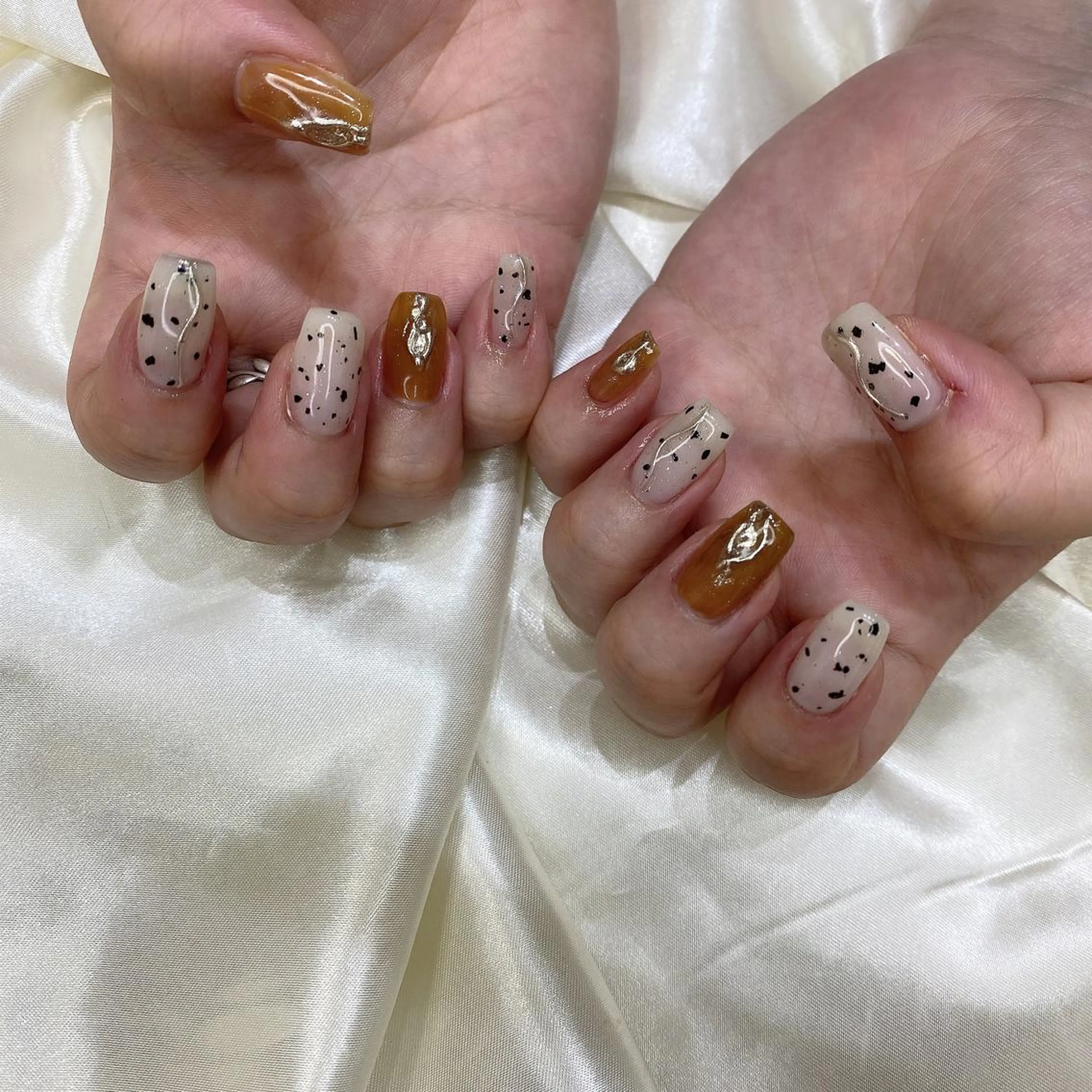 ネイル ハンドネイル 西岡 杏のネイルデザイン