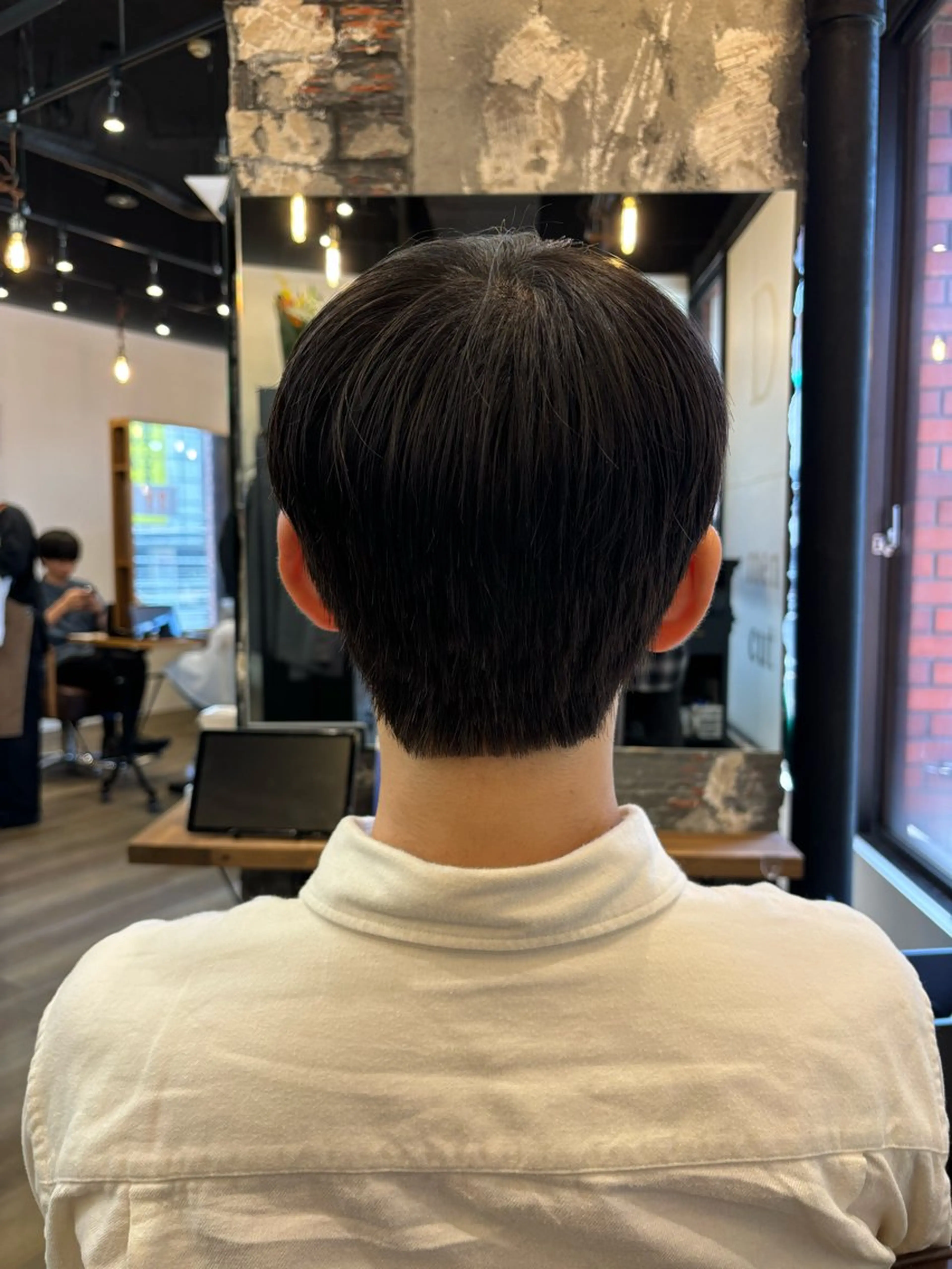 パーマ メンズ 韓国風/メンズ アイブロウワックスの眉毛・アイブロウイメージ