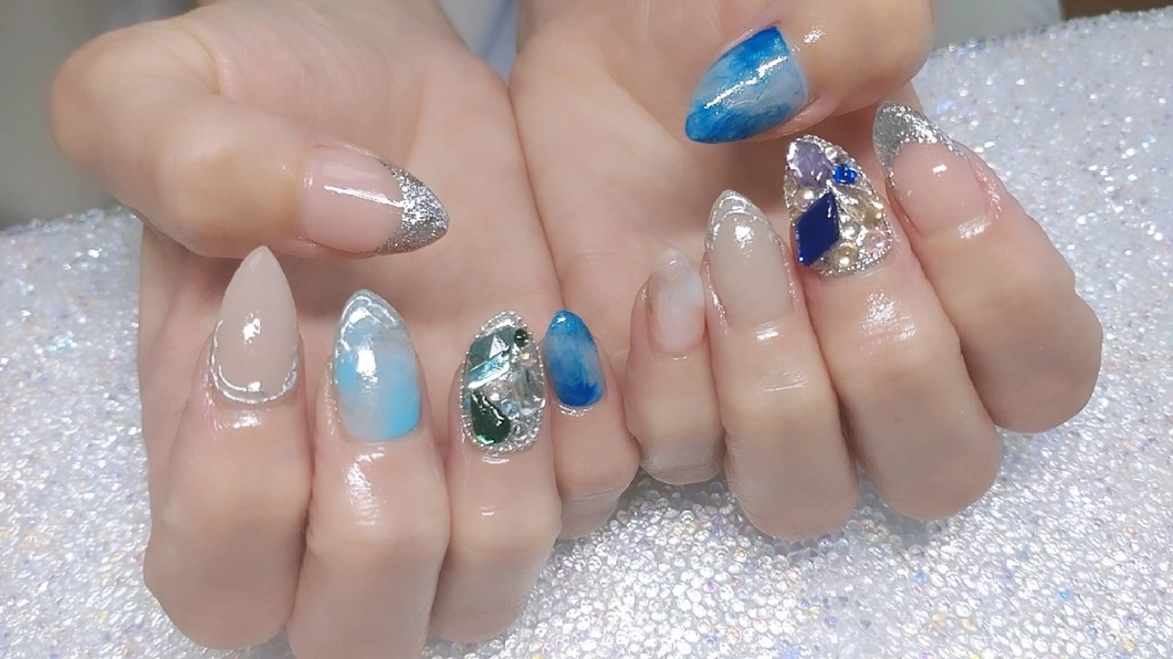 ネイル &A.nail .のネイルデザイン