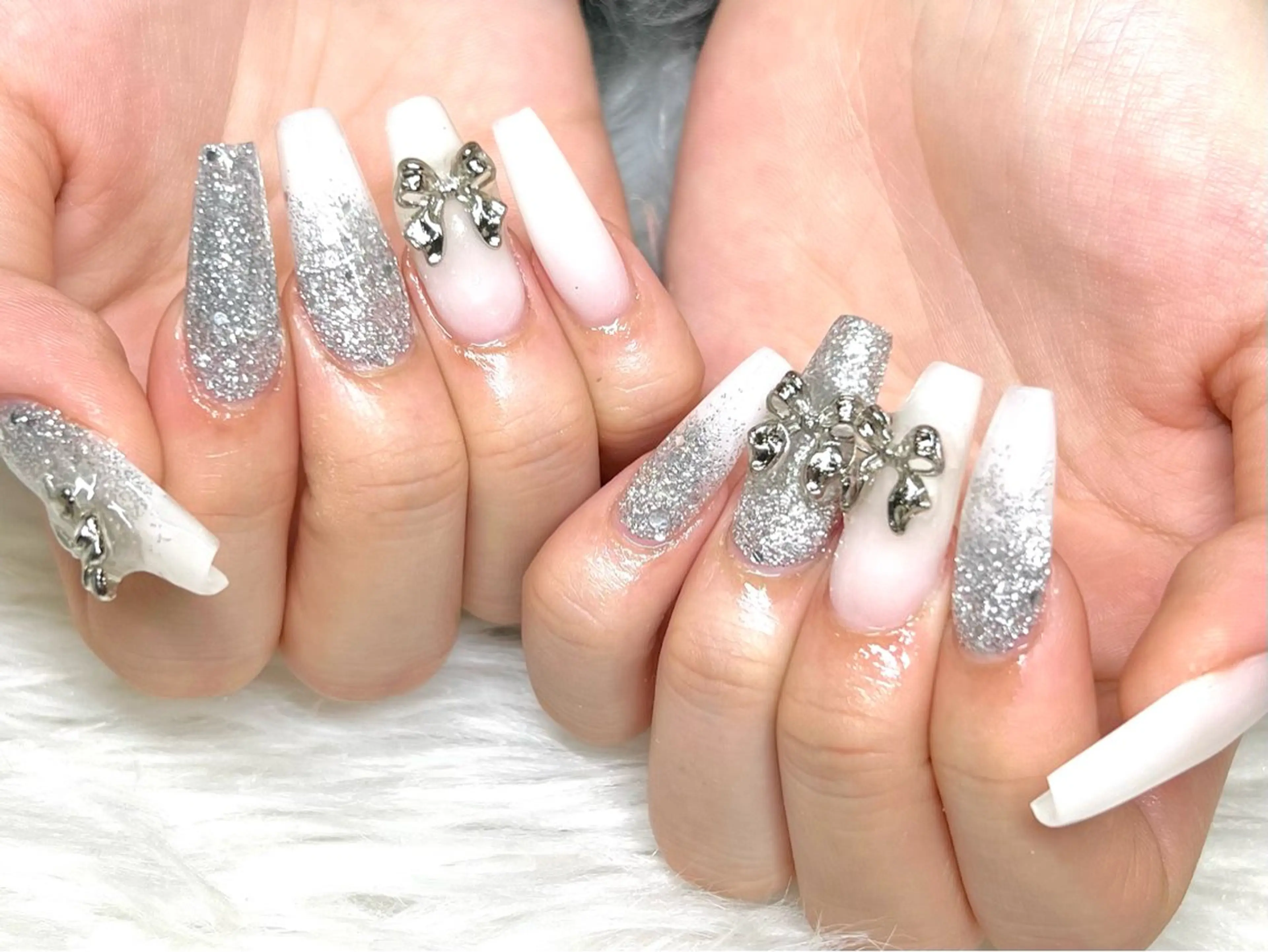 ネイル BEAUTY LINE本厚木店所属・RIKA *のネイルデザイン