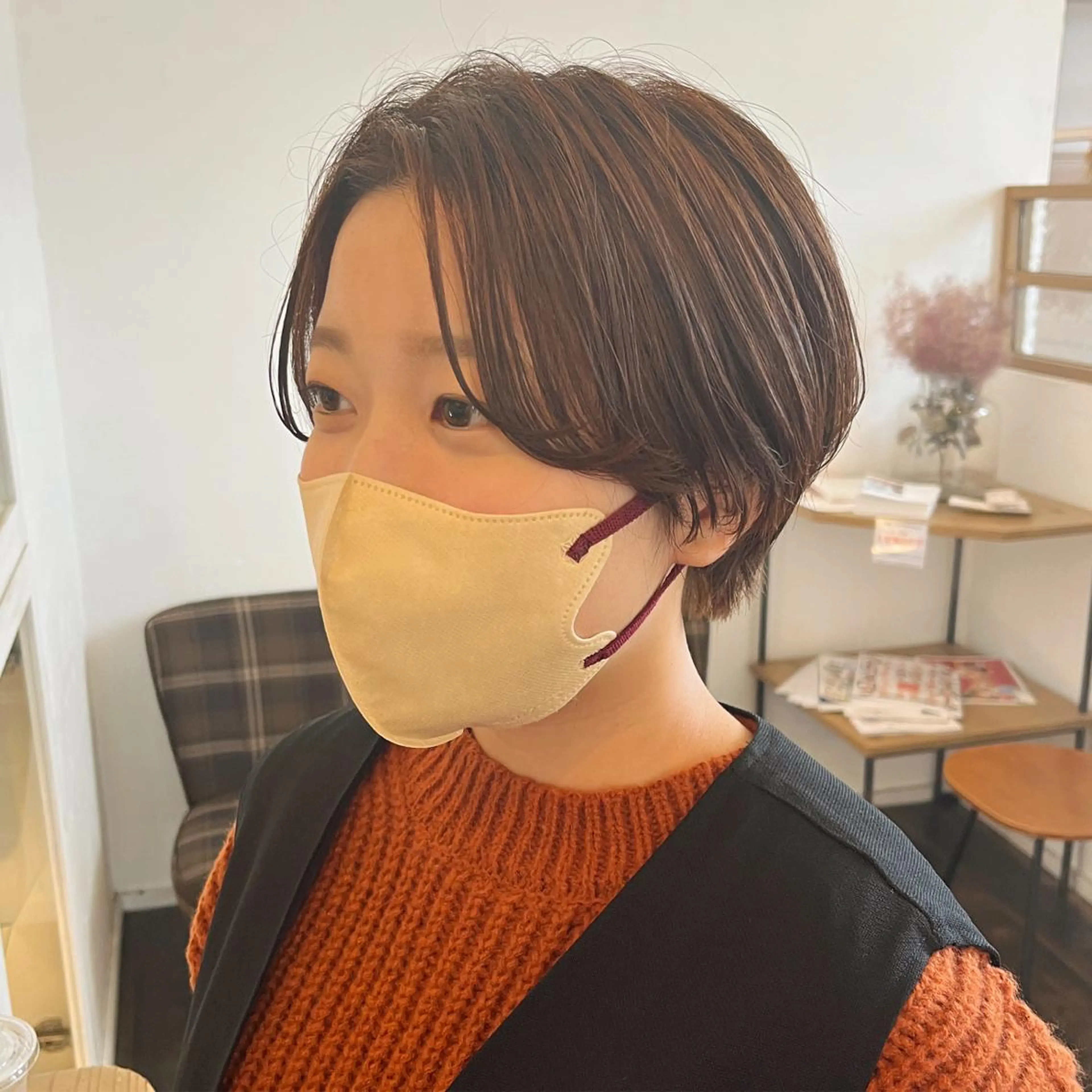 ショート カラー ブラウンカラー オレンジ オレンジブラウン ショートヘア 伊藤ゆかり/髪質改善 /透明感カラーのヘアスタイル