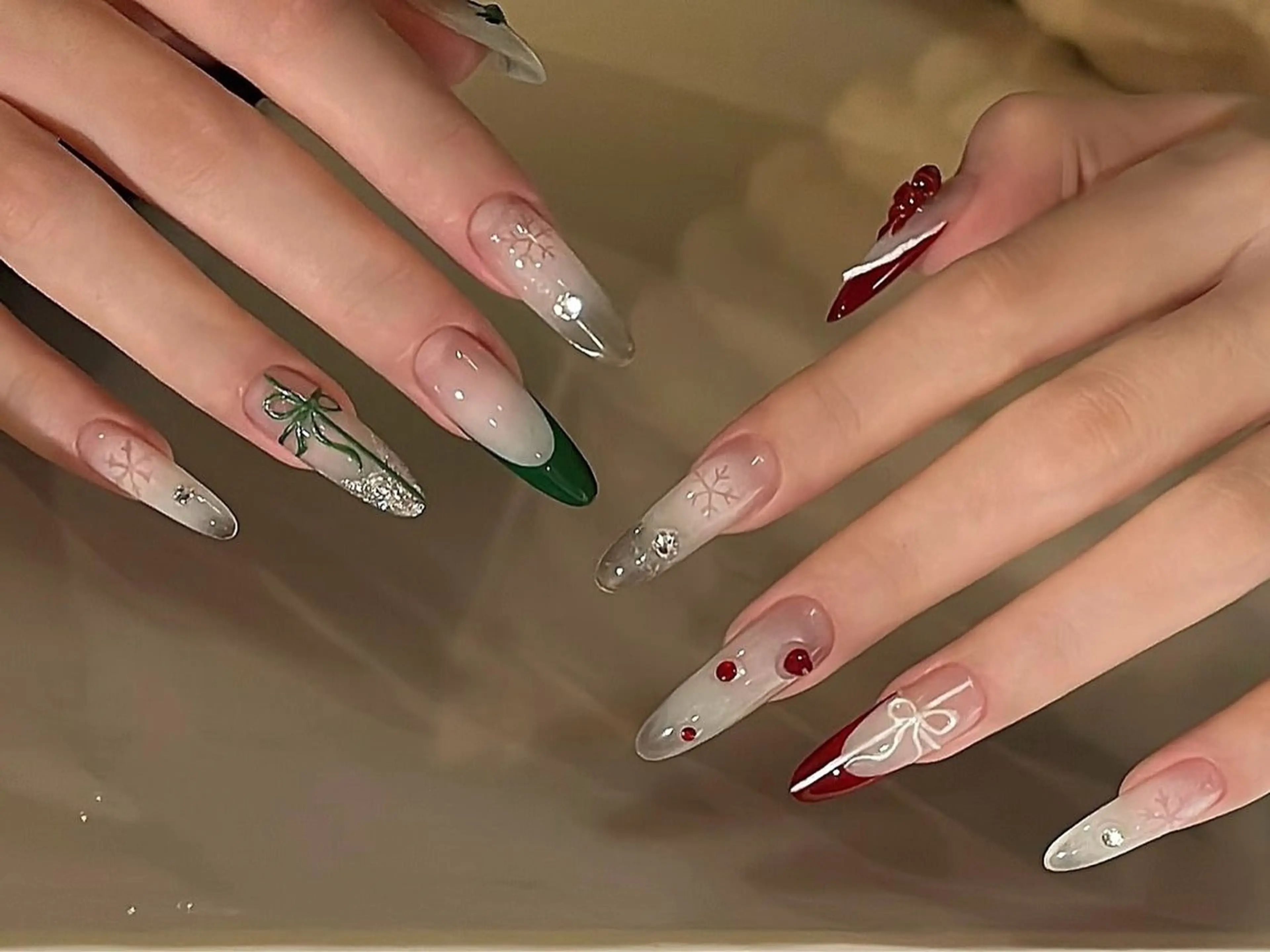 ネイル ハンドネイル 🦋Minmin nail salonのネイルデザイン