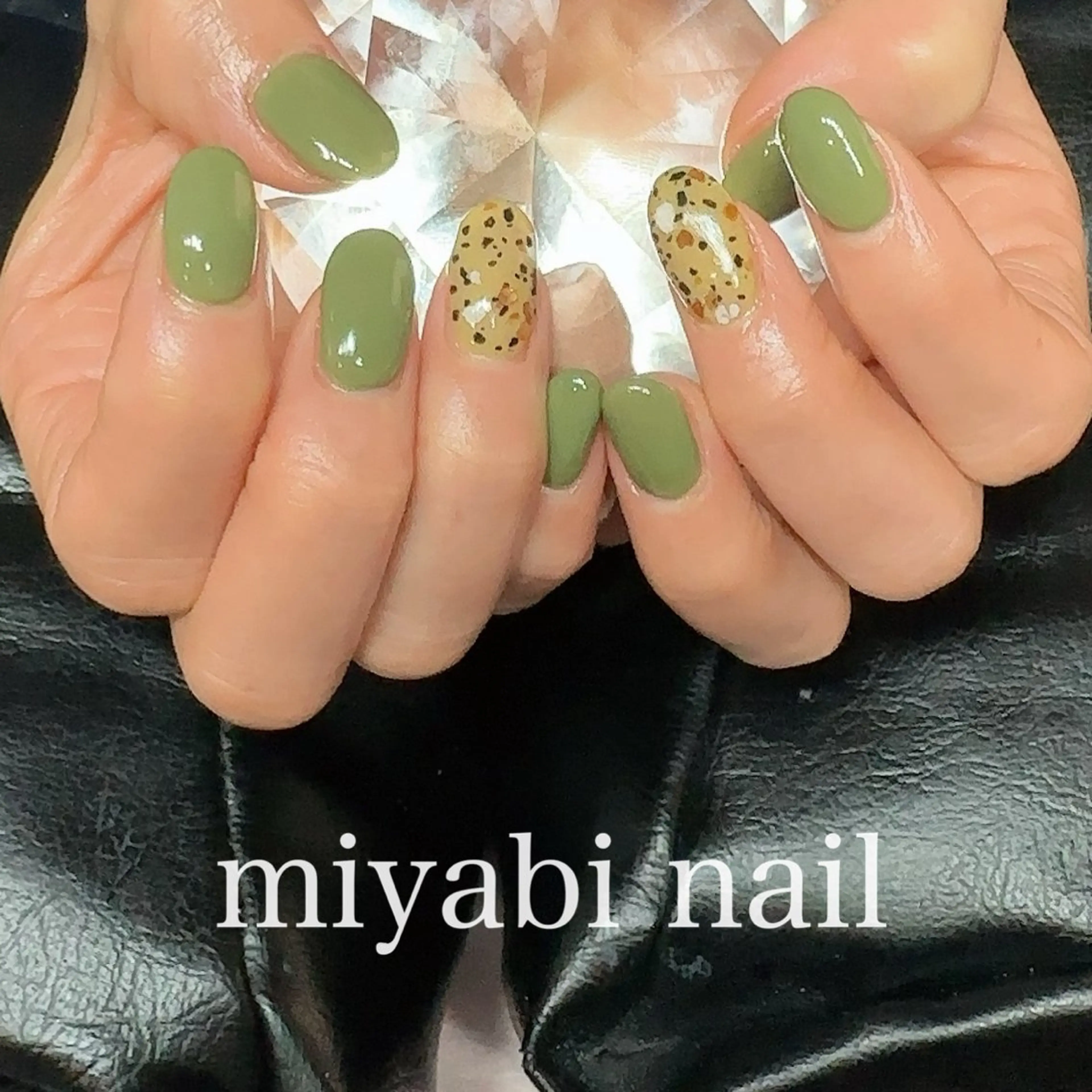 ネイル ジェルネイル 持ち込み 冬ネイル 黄色 ハンドネイル miyabi nail 桂川駅近くのネイルデザイン