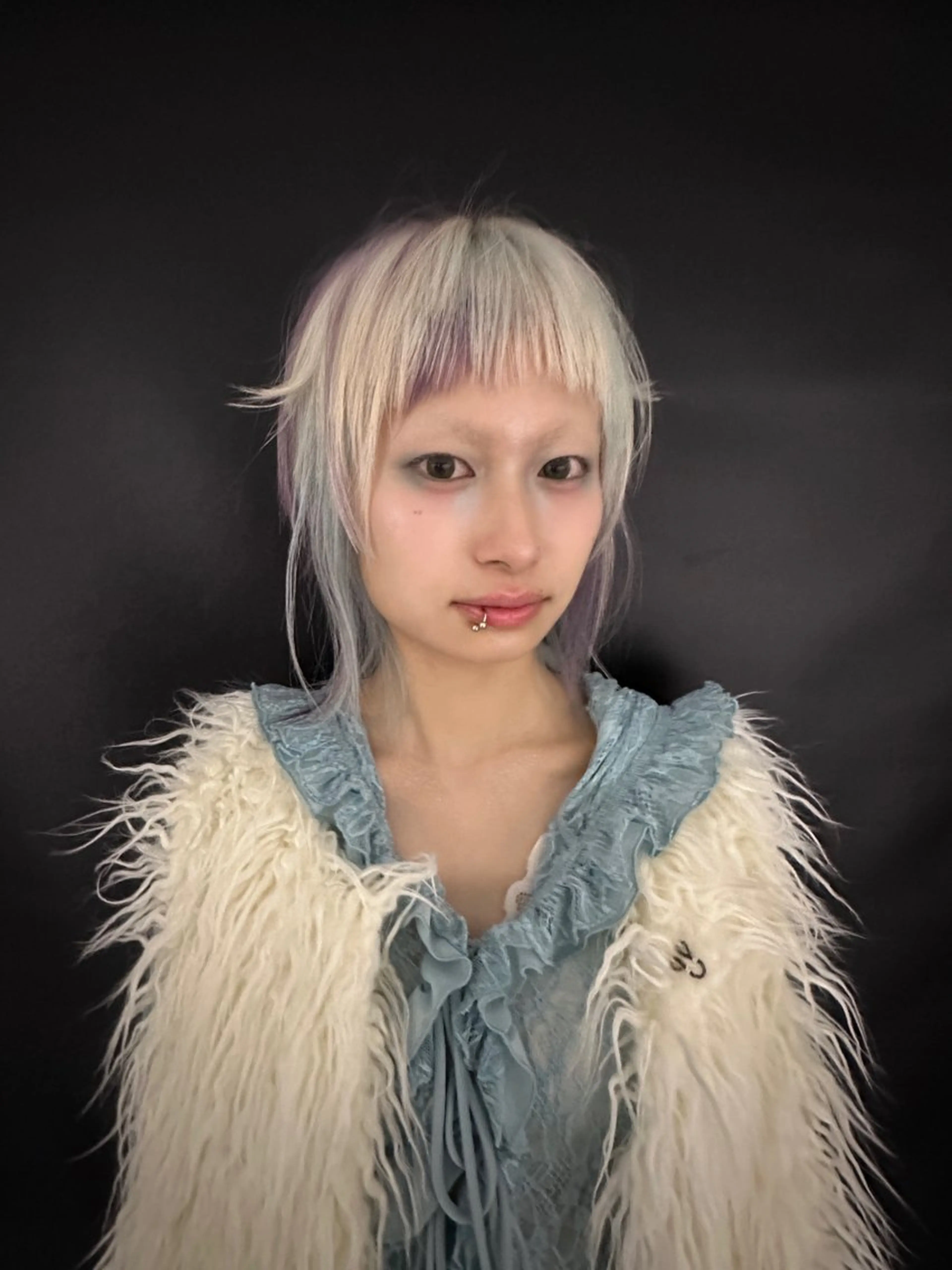 セミロング ヘアカラー ハイトーン🫀 デザイン🪐yumeのヘアスタイル