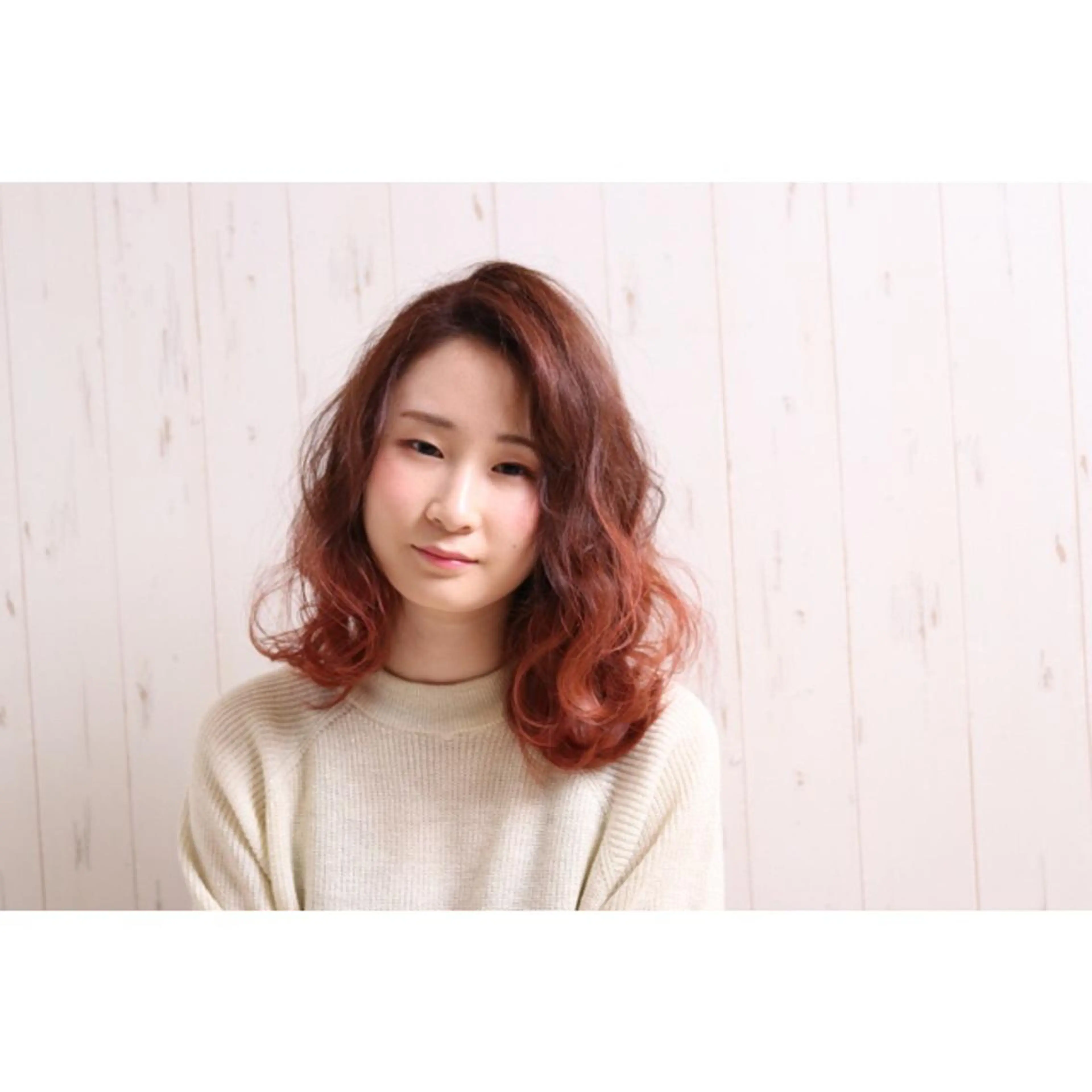 ミディアム KAIzen. tomoのヘアスタイル