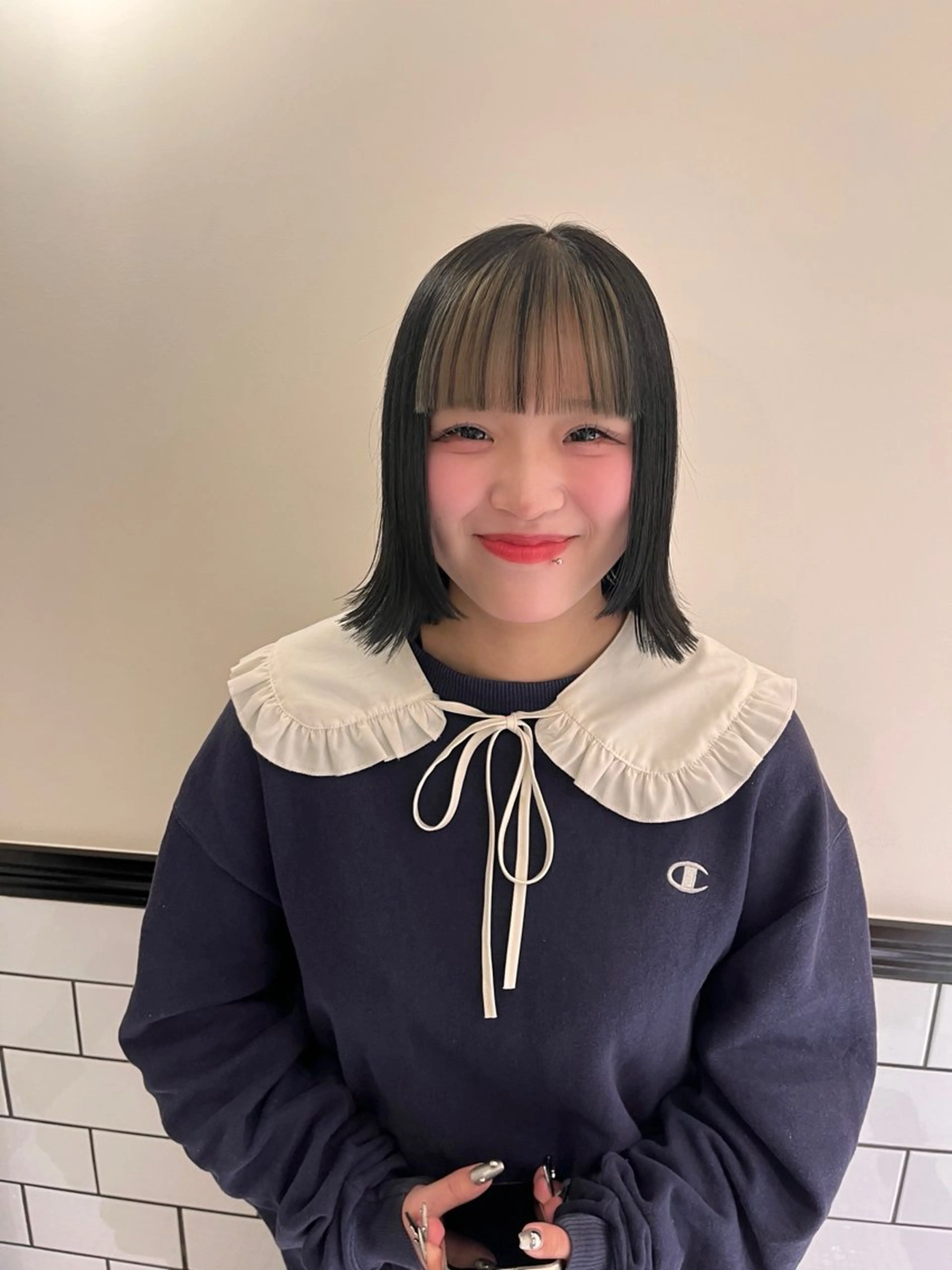 ミディアム ボブ 姫カット 外ハネヘア hair make BEHIVE ichibancho AVEDA所属・渡邉  日向子 ・レイヤー、縮毛矯正のヘアスタイル