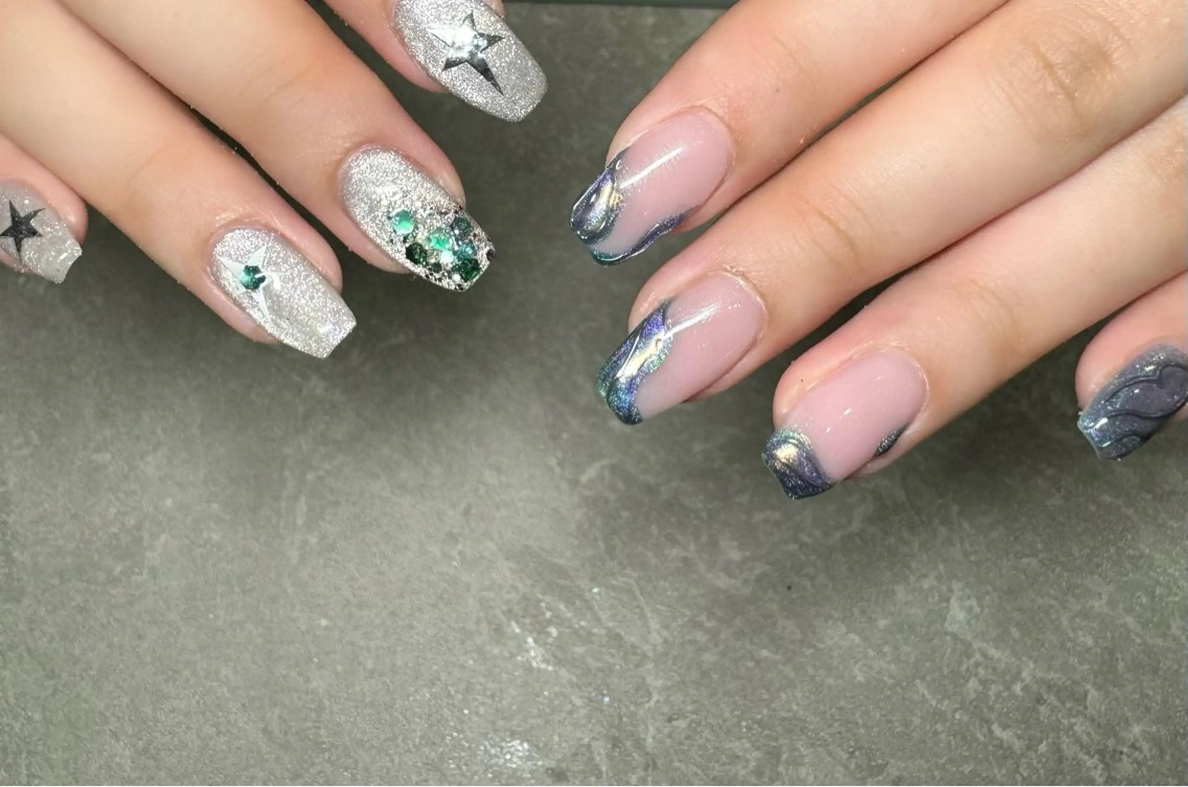 ネイル LAVISH nail salonのネイルデザイン