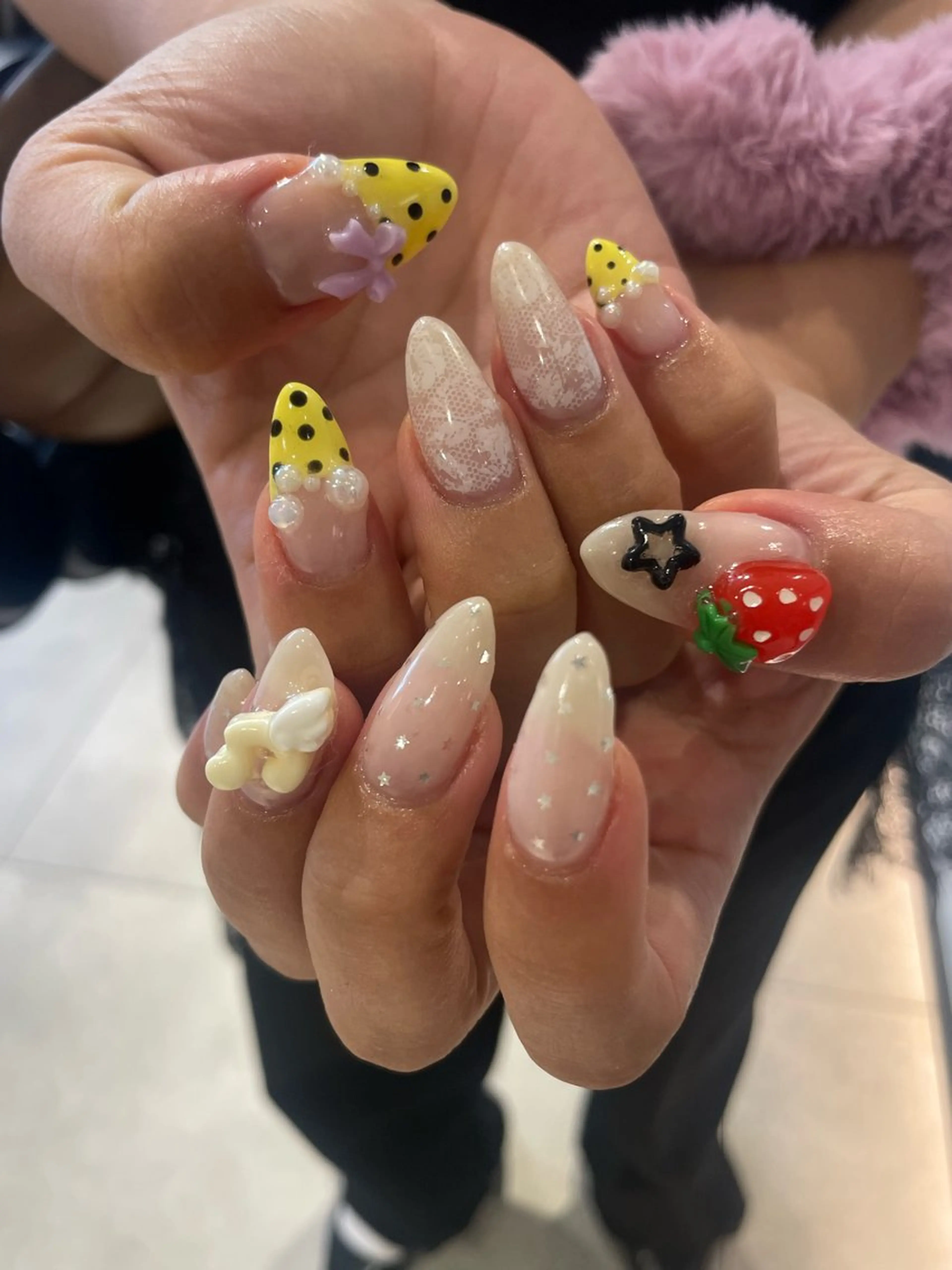 ネイル ハンドネイル ハンドケア ハッシュレイヤー/ ベージュ/senaのヘアスタイル