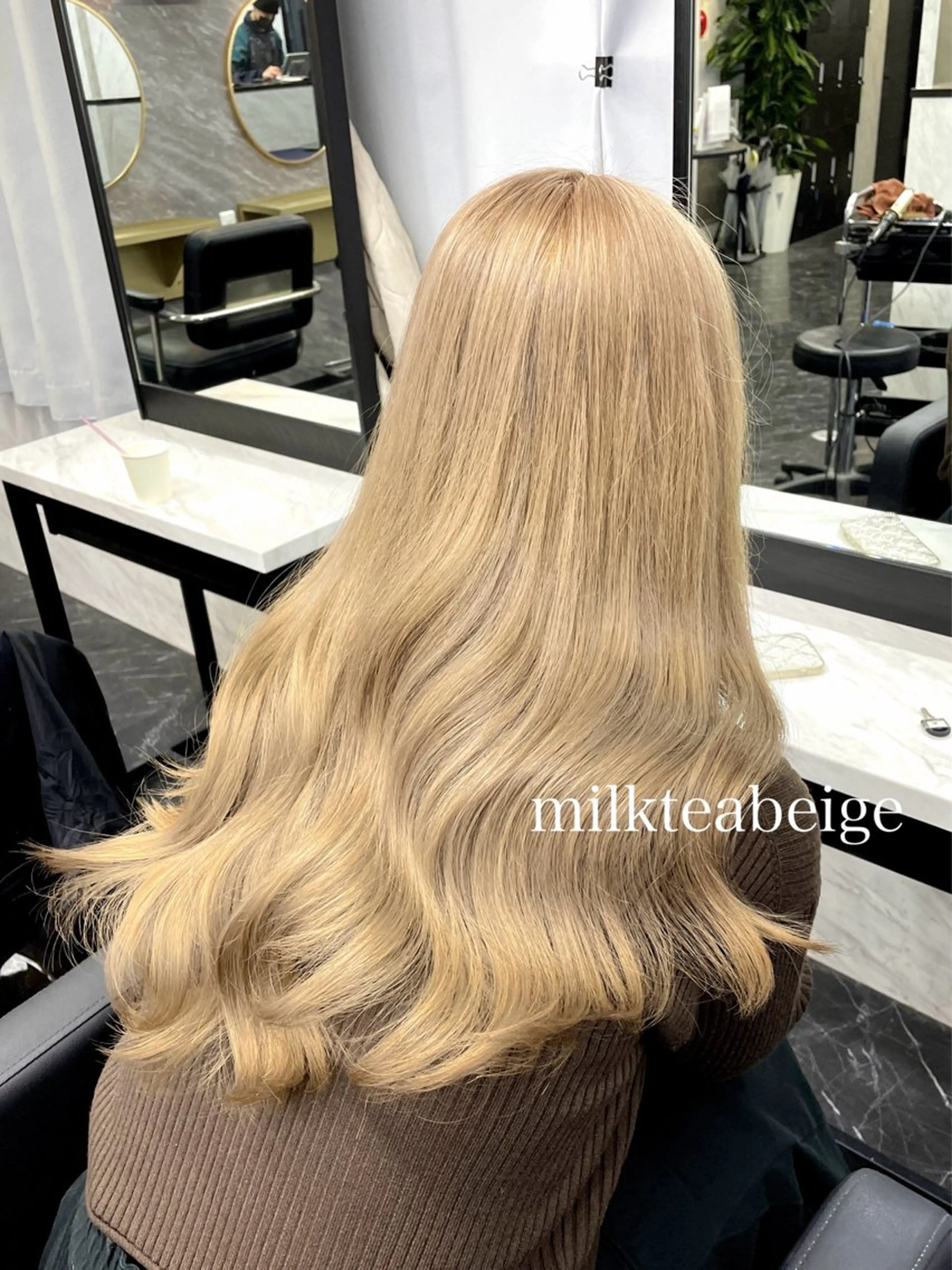 セミロング カラー ヘアカラー トリートメント エクステ🩵ブリーチ 韓国ヘア🩵KAEのヘアスタイル