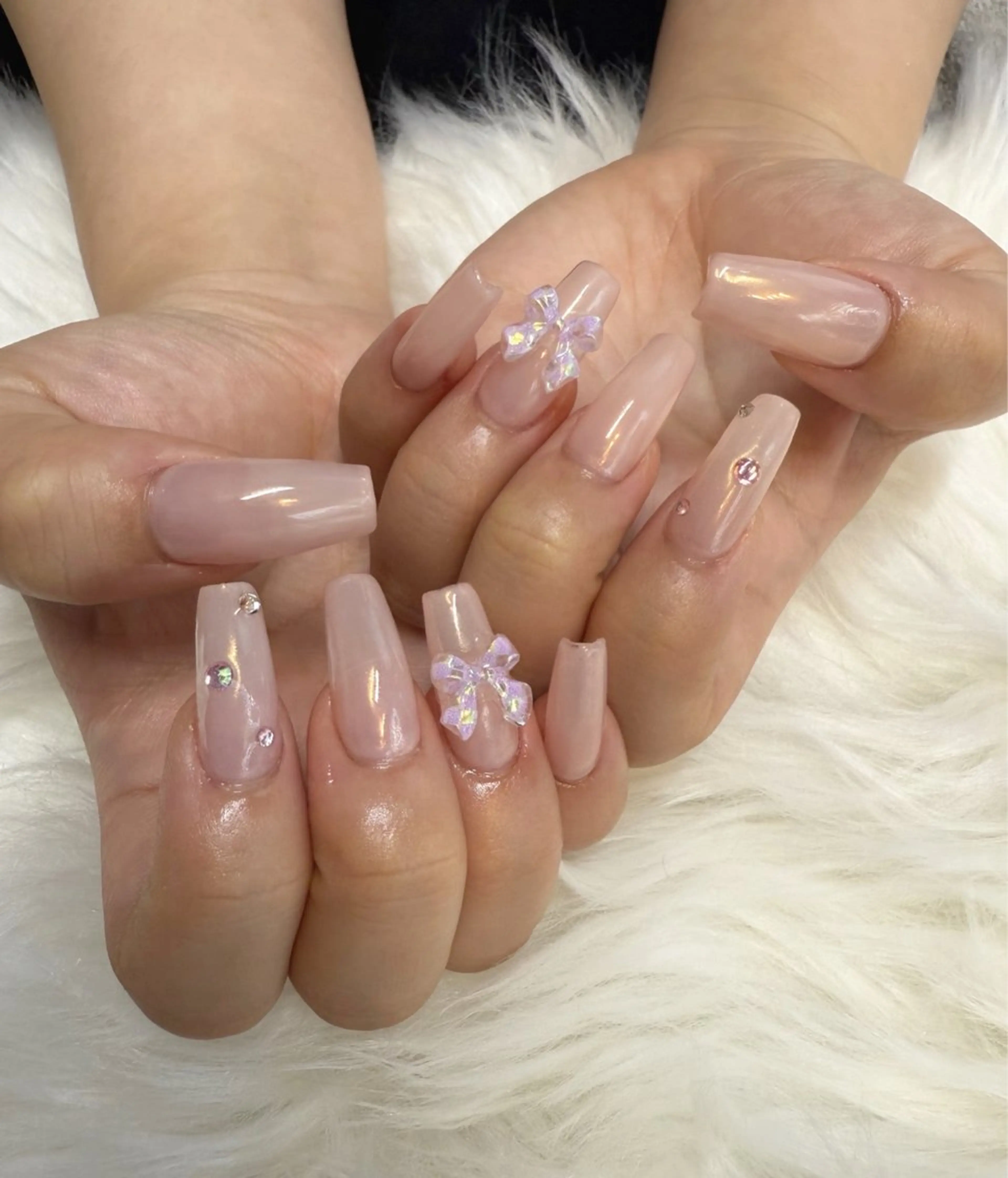 ネイル オーロラネイル ピンク ハンドネイル Tip  by Tip所属・Tip by Tip 相馬知晶のネイルデザイン