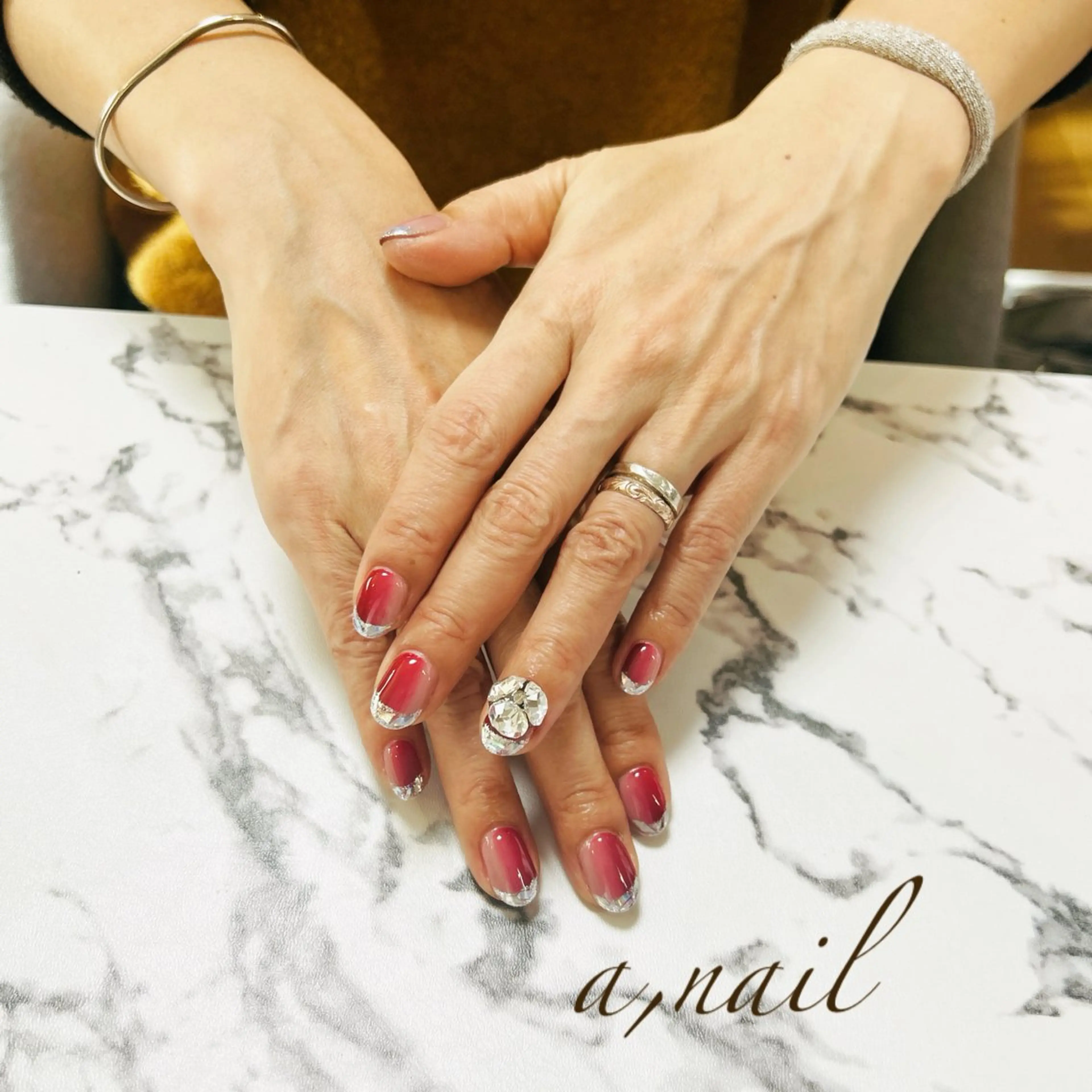 ネイル フットネイル フレンチネイル ジェルネイル ガラスフレンチ グラデーション ハンドネイル ネイルサロン エーネイルのネイルデザイン