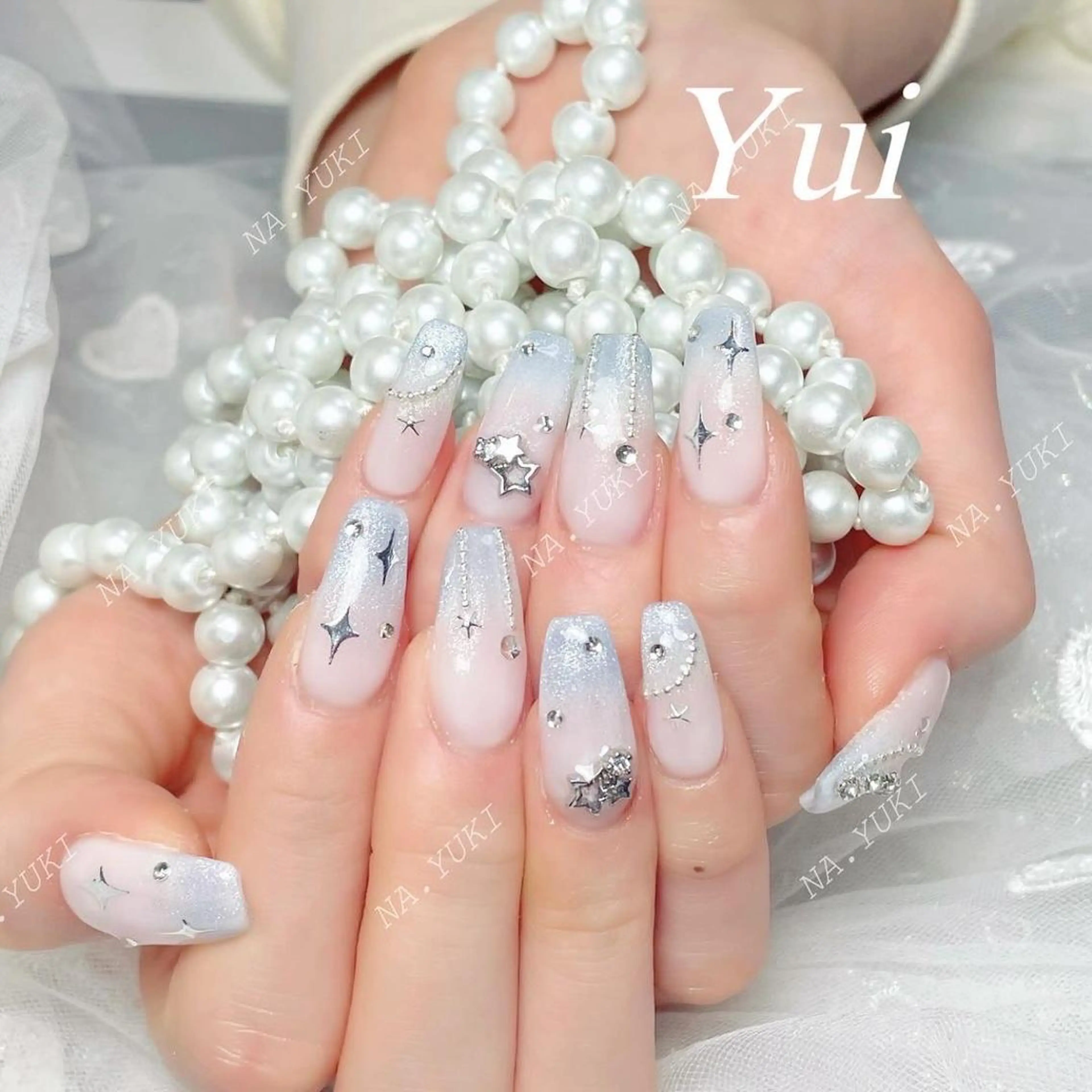 ネイル ハンドネイル ハンドケア 🌷 Mooning 🌷のネイルデザイン