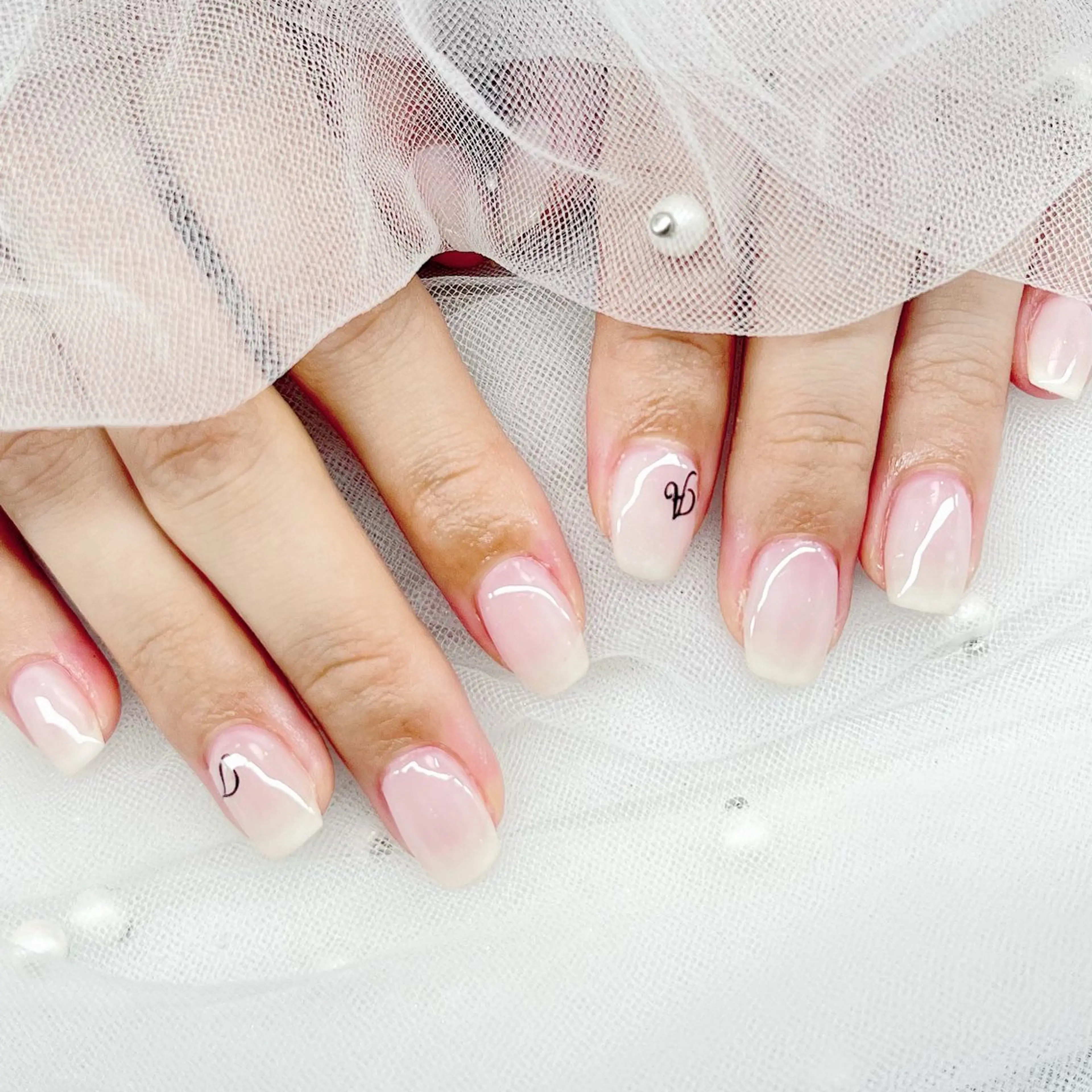 ネイル VIERU YURIのネイルデザイン