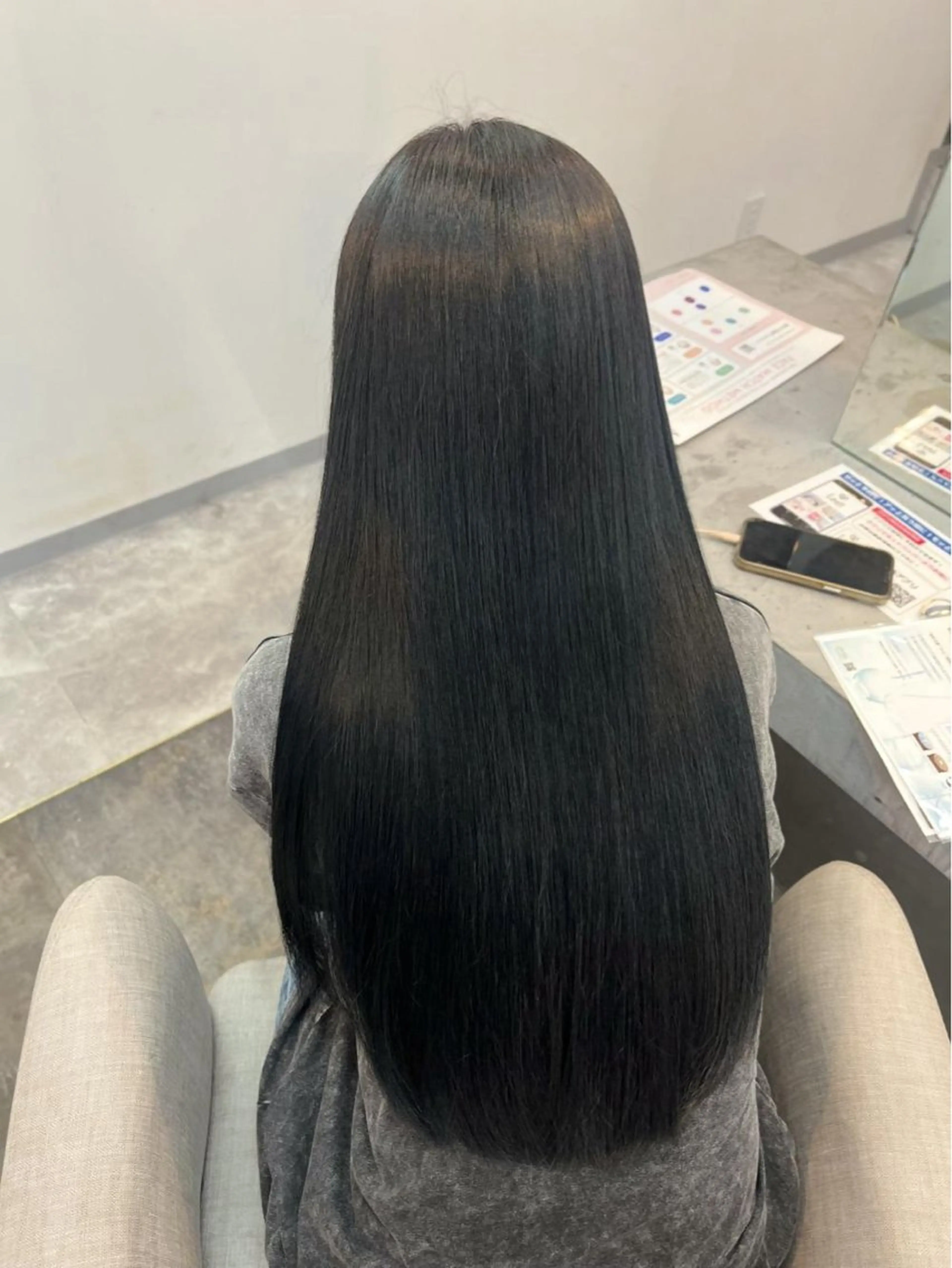 ロング ヘアカラー トリートメント rin/艶髪特化/ 暗髪/透明感のヘアスタイル