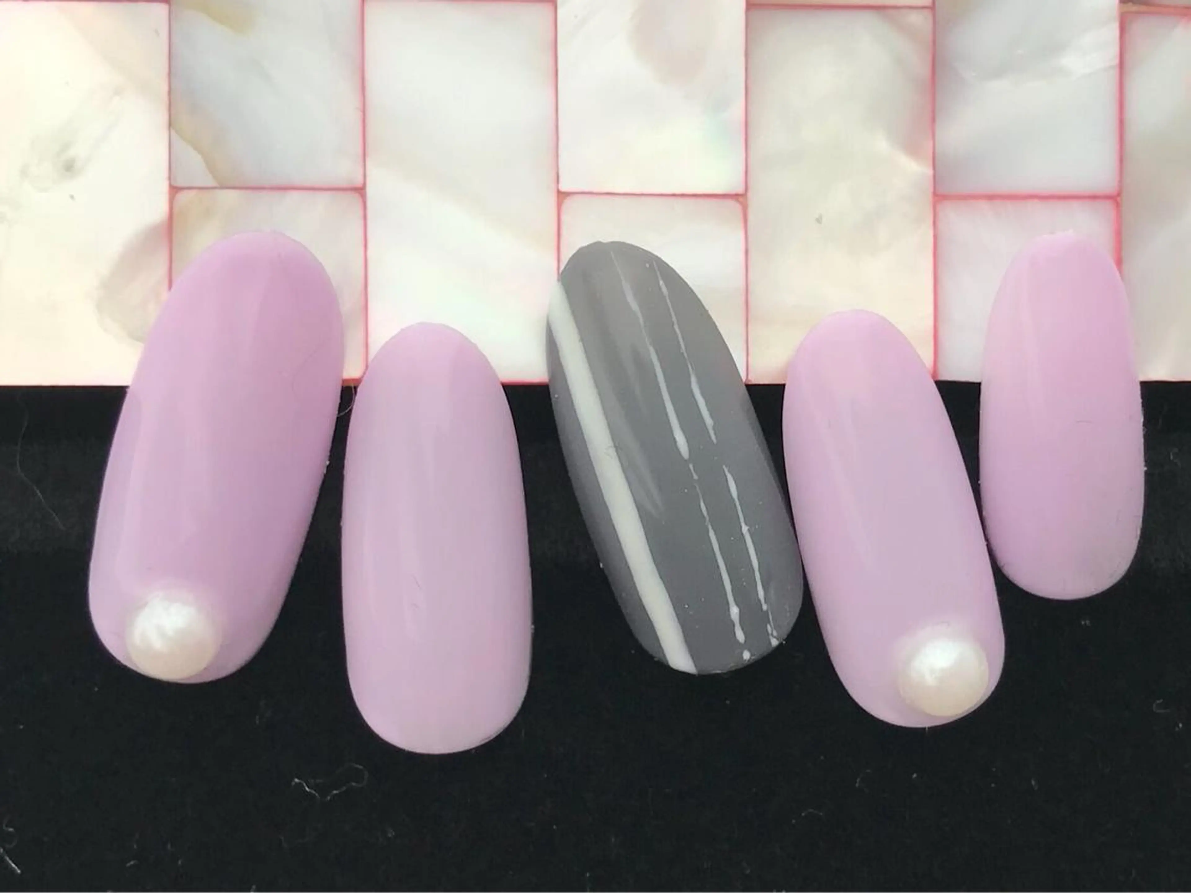 ネイル ストーンネイル Verest 西荻窪のネイルデザイン