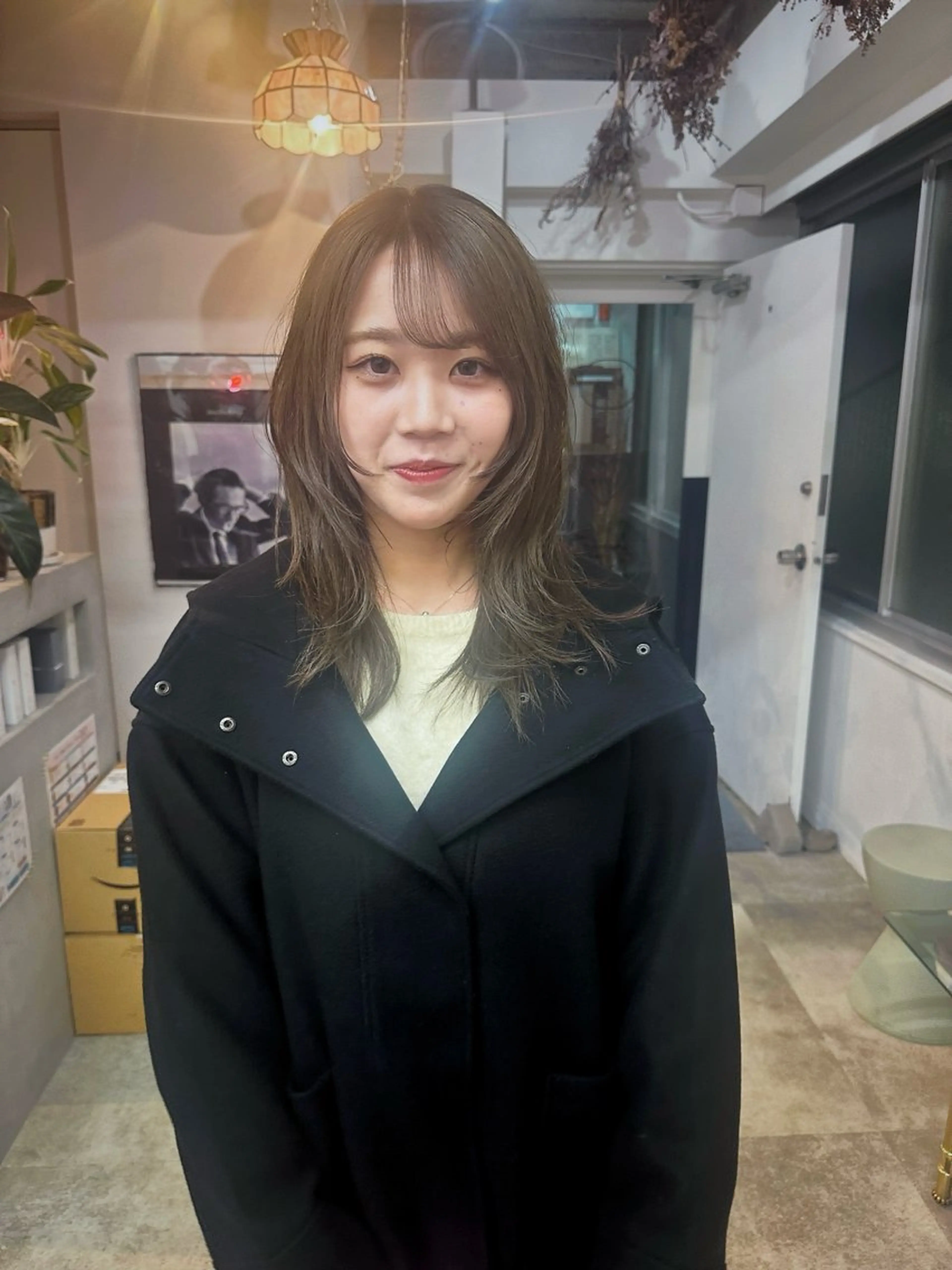 セミロング カラー ベージュカラー ブリーチ レイヤーカット カット ヘアカラー palve【パーヴ】 ショウ🧸/パーマのヘアスタイル