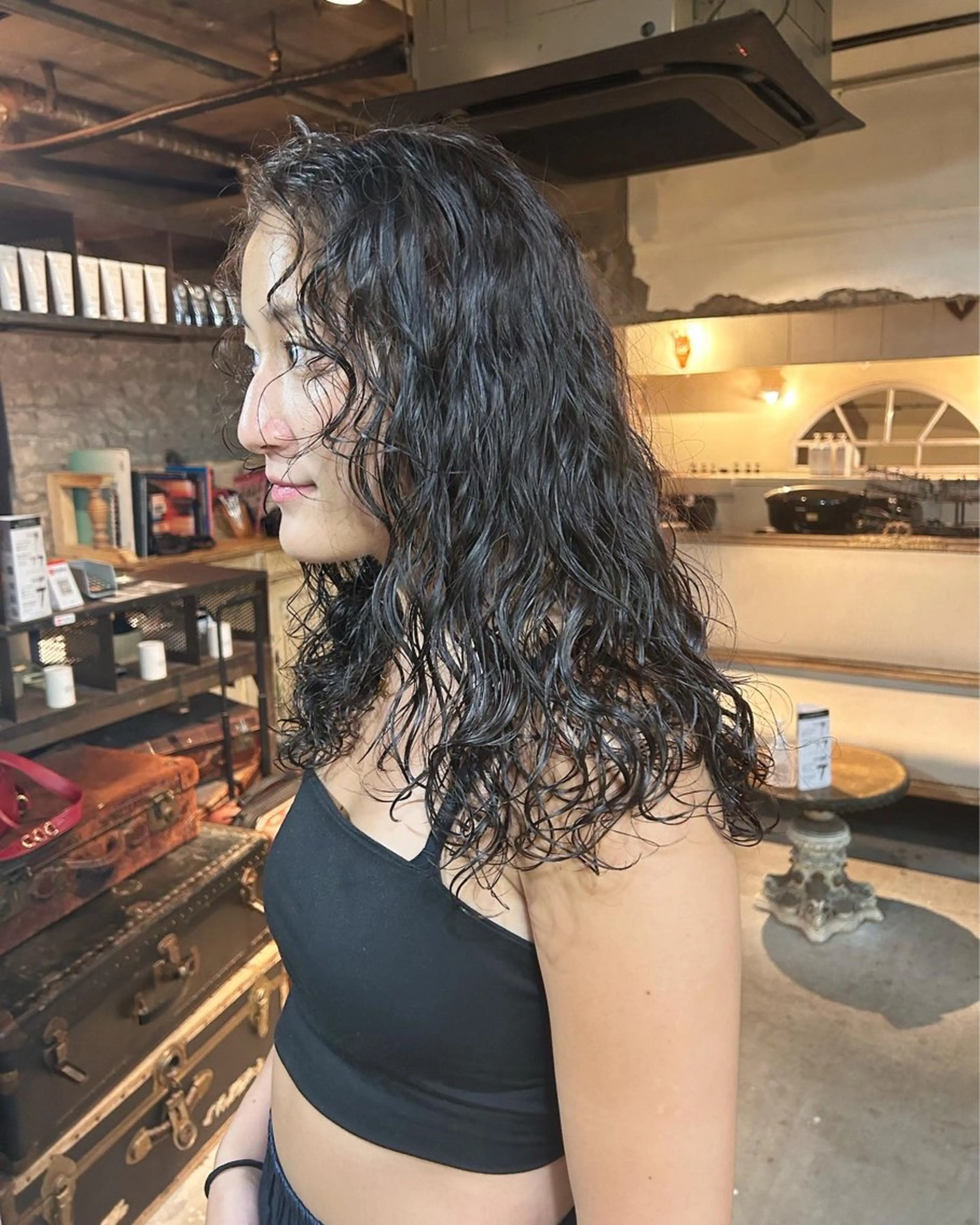 ロング パーマ ヘアアレンジ ロング スパイラルパーマ ツイストパーマ お任せヘア☘️☘️ 及川渚のヘアスタイル