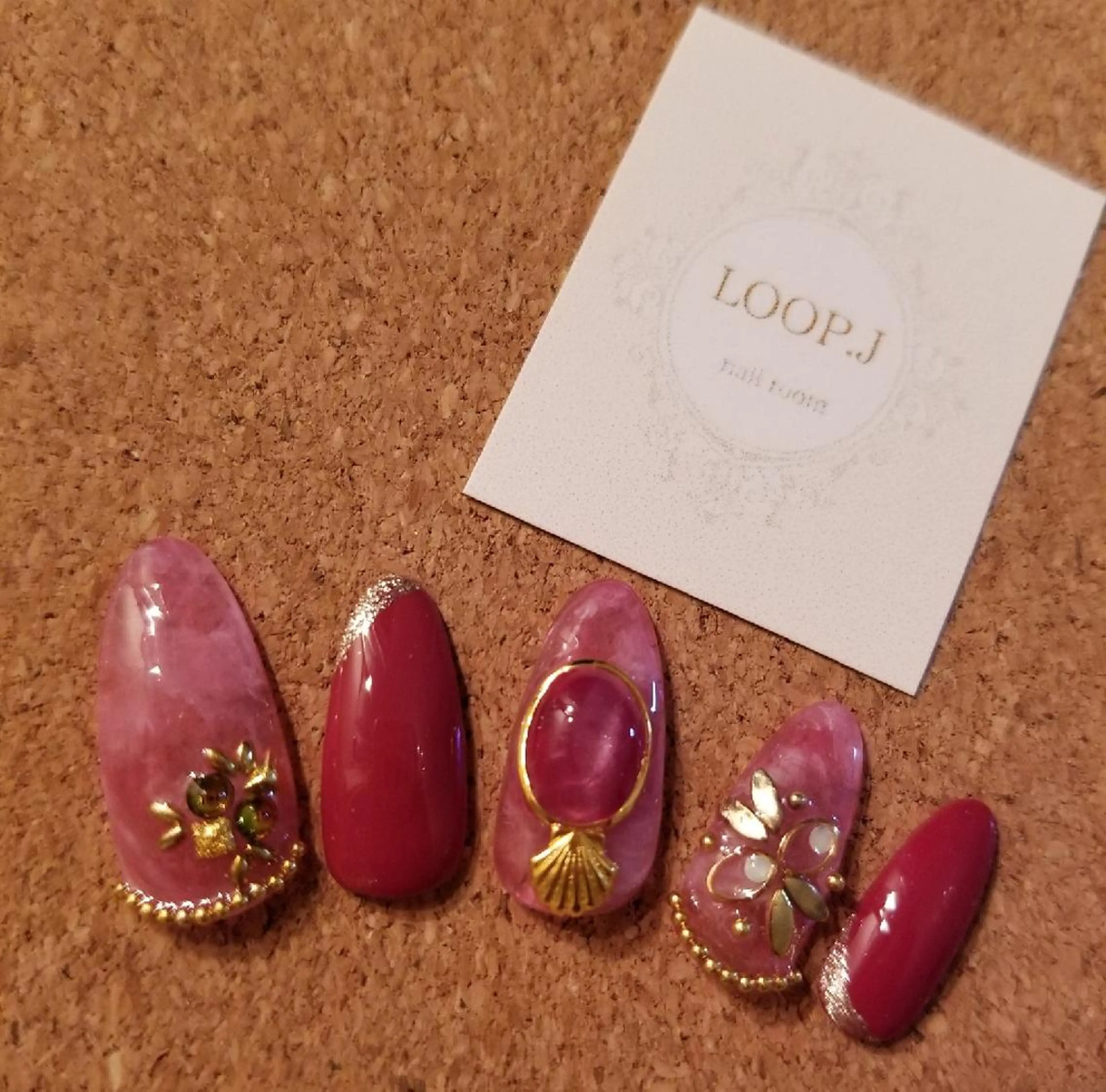 ネイル おおくぼ めぐみのネイルデザイン