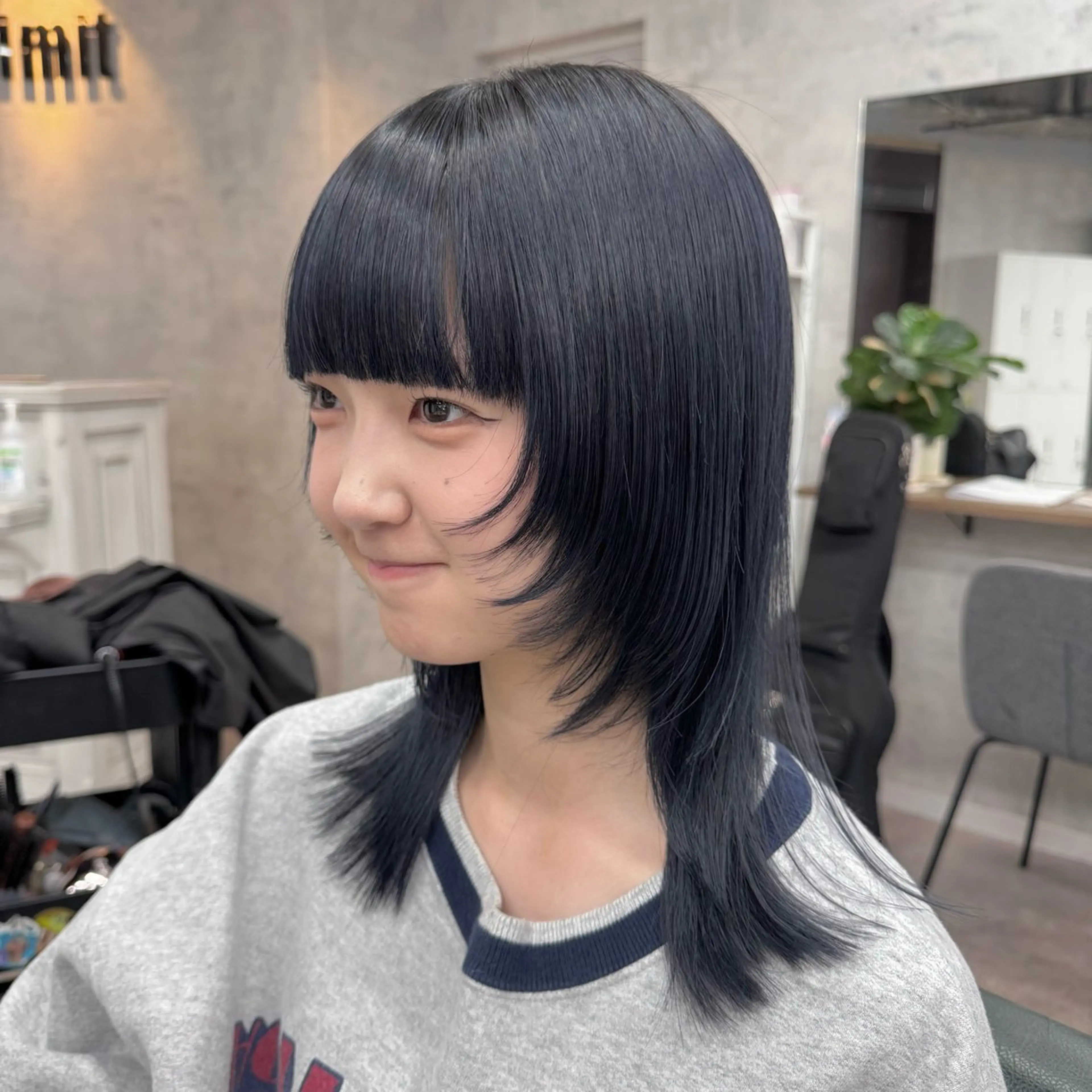 セミロング カラー カット ヘアカラー JUNSHIN🦋 ヘアセット／カラーのヘアスタイル