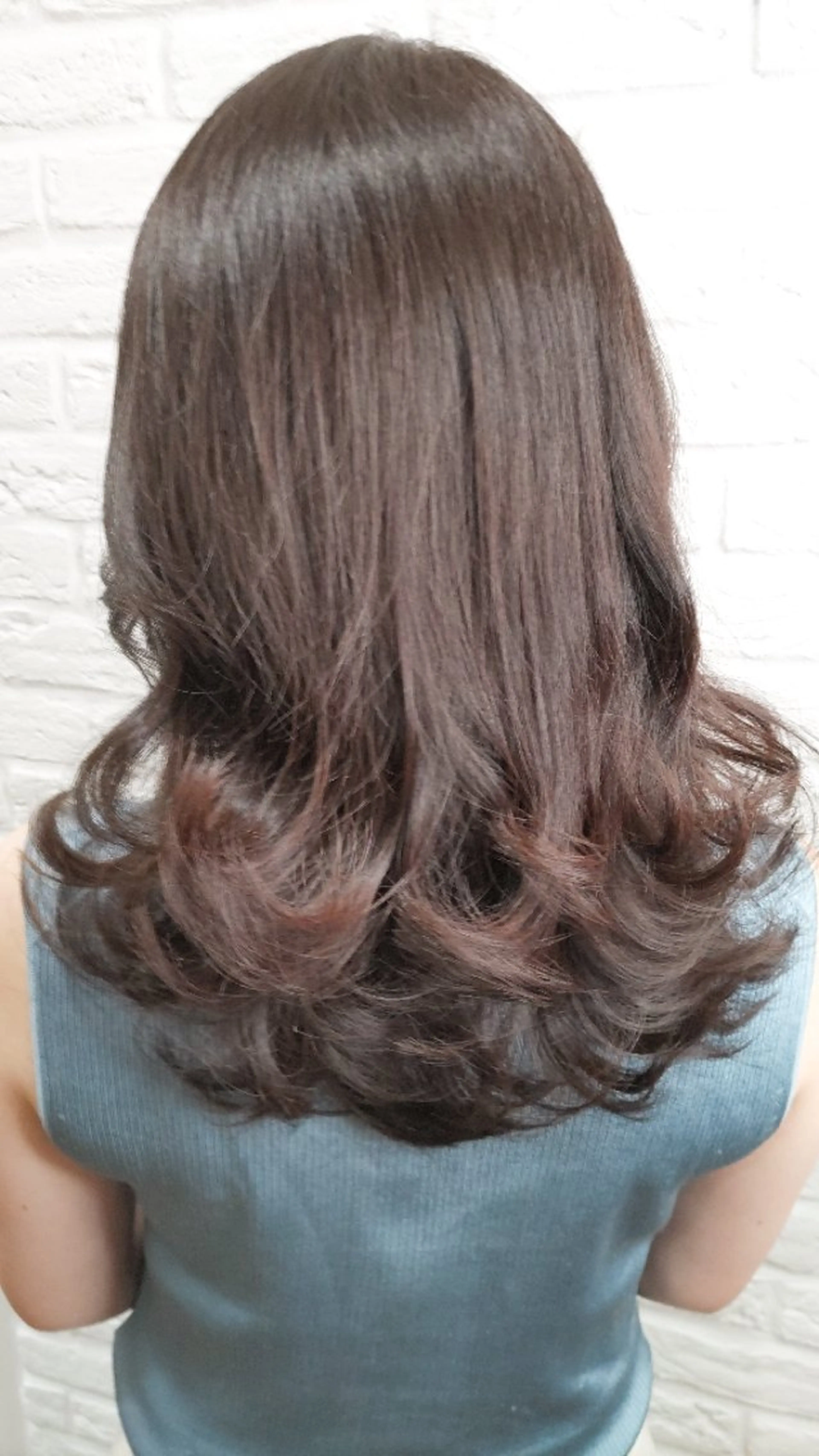 ミディアム カット ヘアカラー ✂デザインカット🐟 高評価✂戸崎俊成✂のヘアスタイル