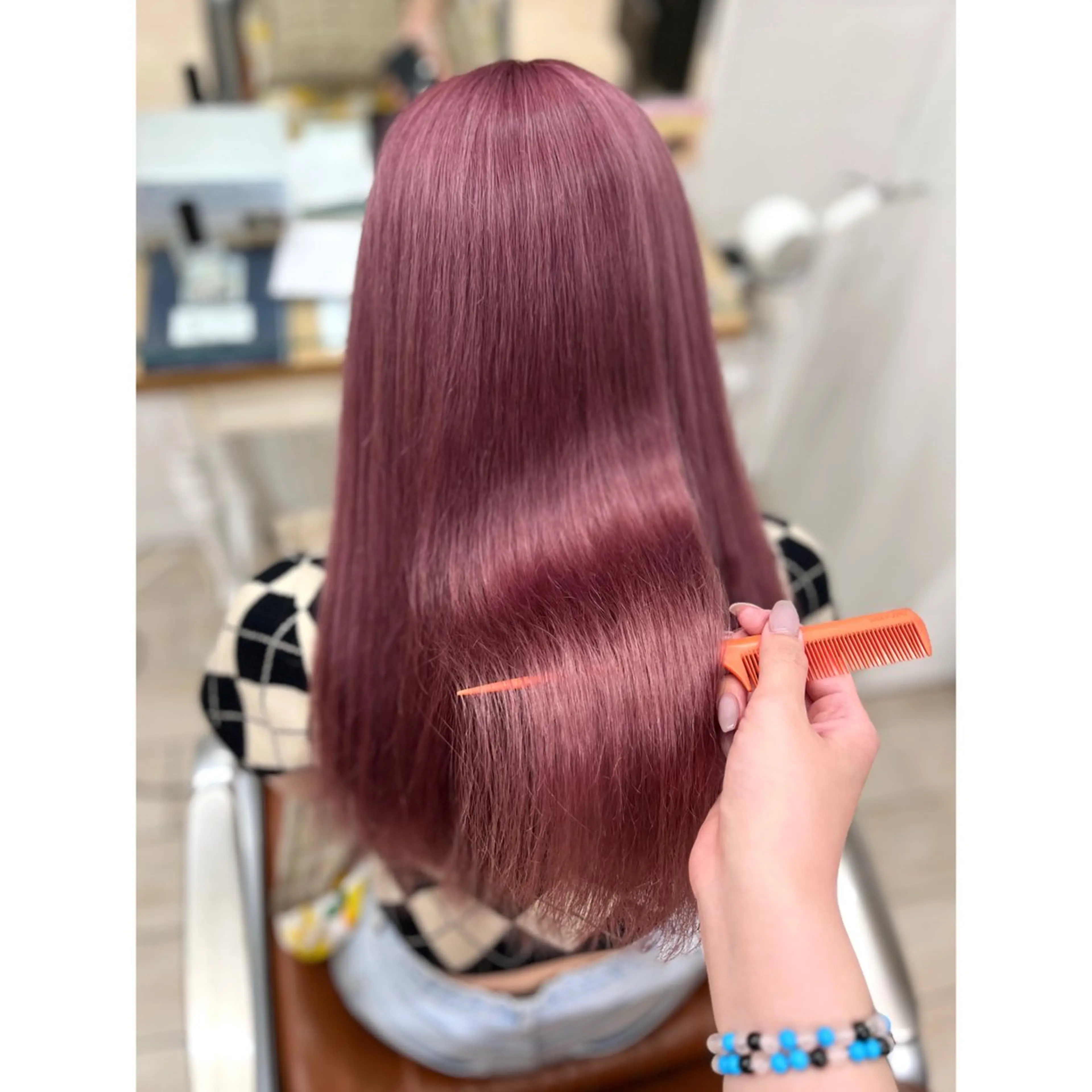 ロング ヘアカラー 松森 小夏のヘアスタイル