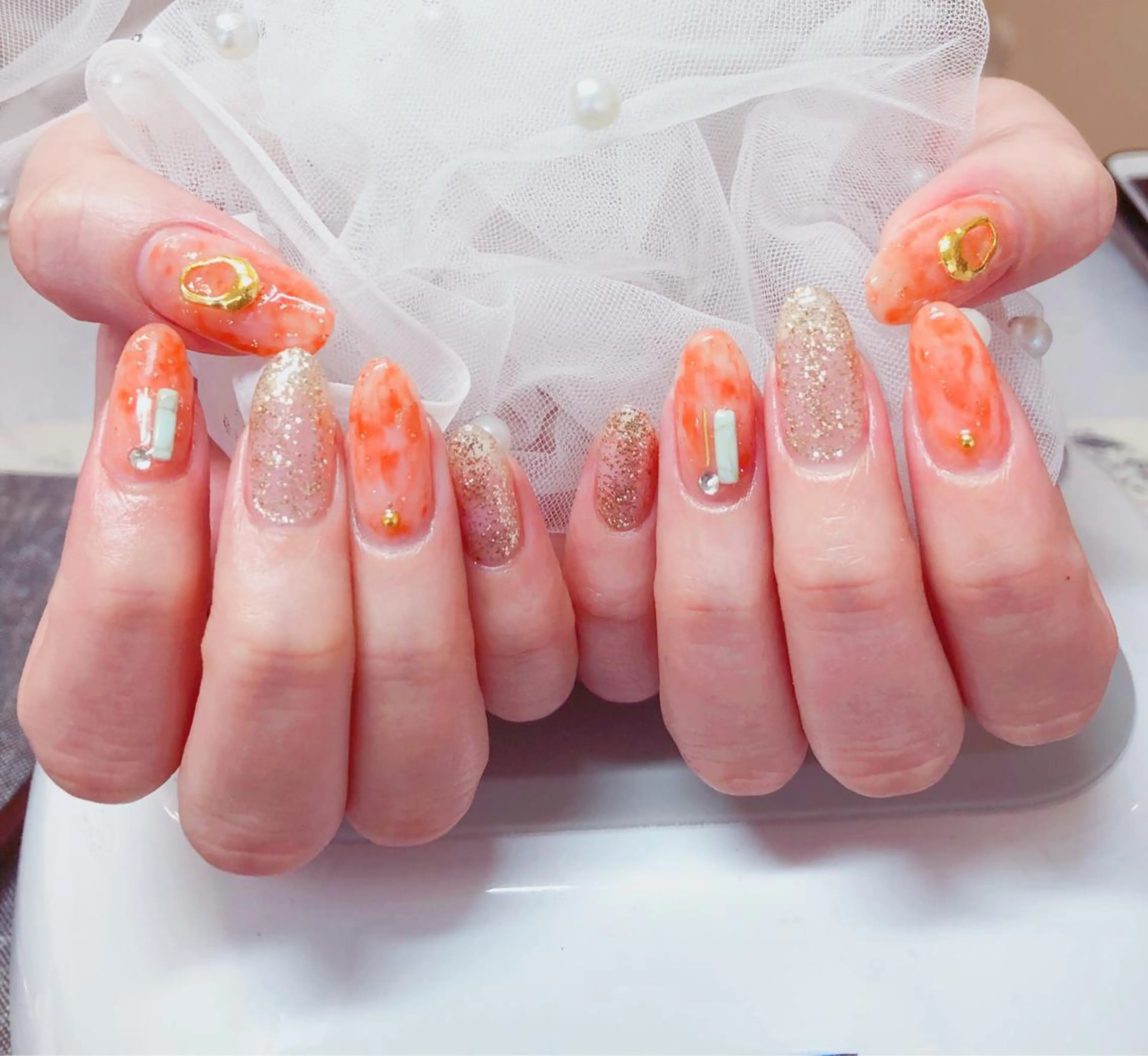 ネイル ハンドネイル マジックミラー所属・マジック ミラーのネイルデザイン