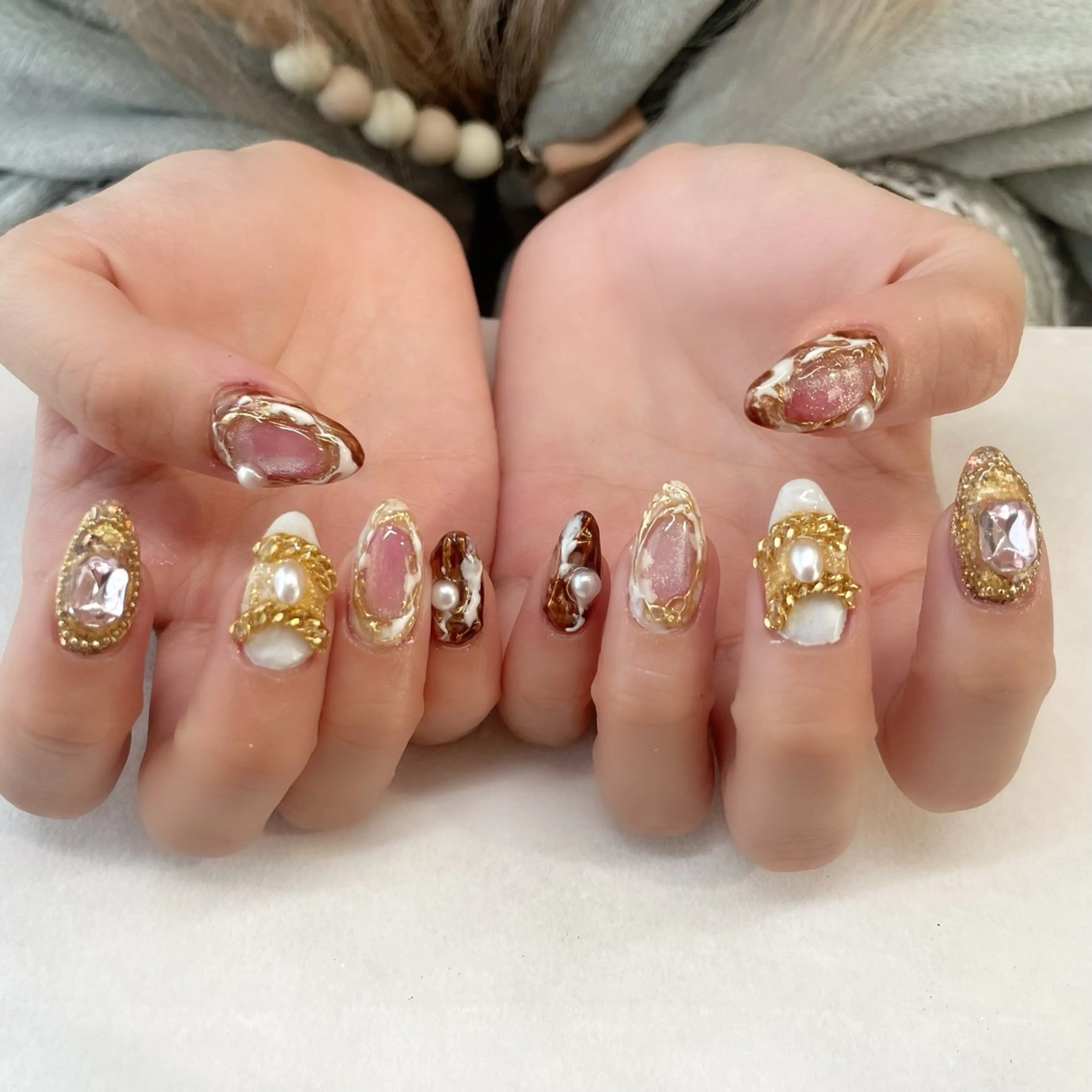 ネイル ハンドネイル 💎🐰 saki. m 🐰💎のネイルデザイン