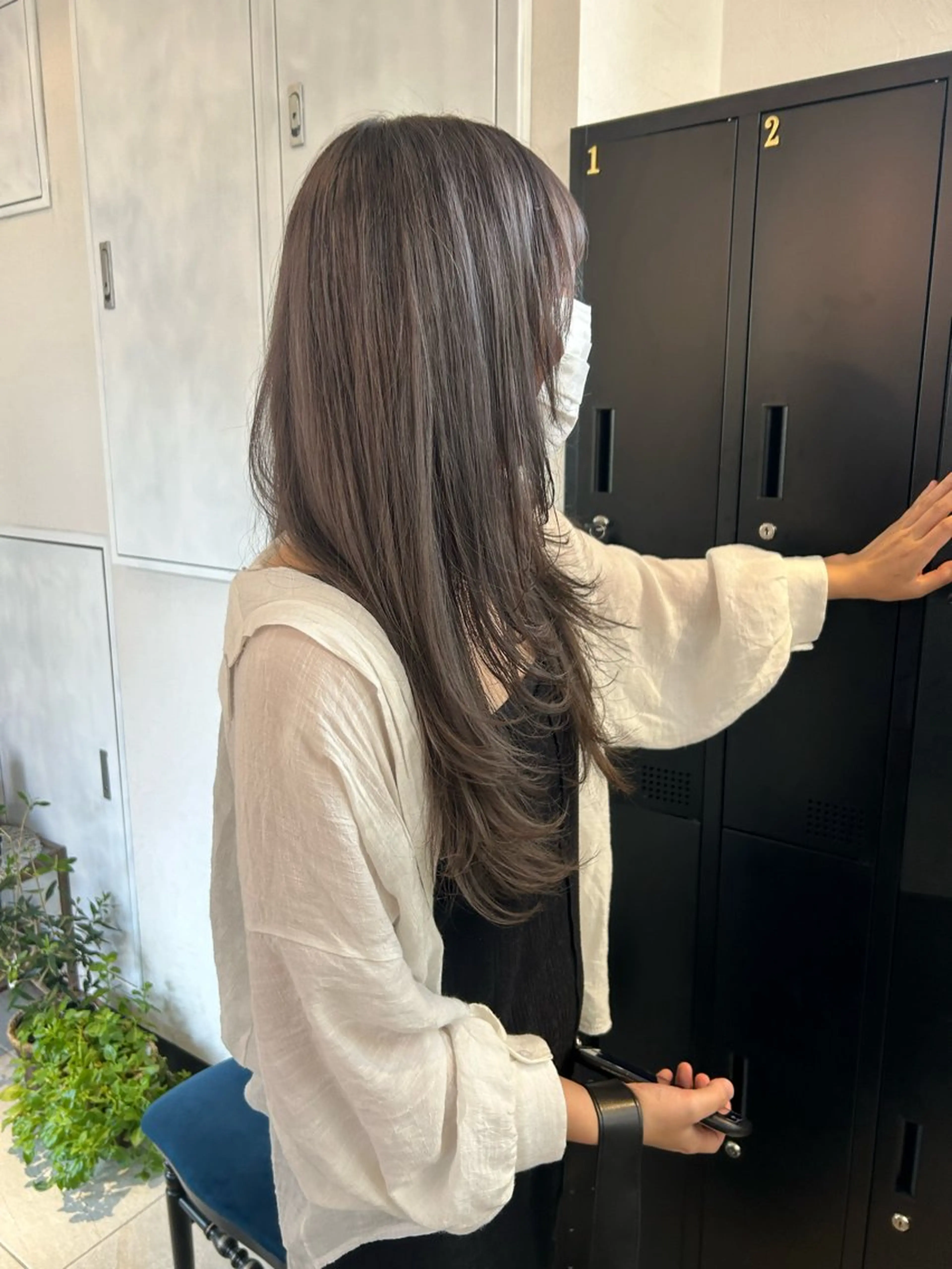 ロング カラー ヘアカラー トリートメント Yui. ハイトーン/パーマ/のヘアスタイル