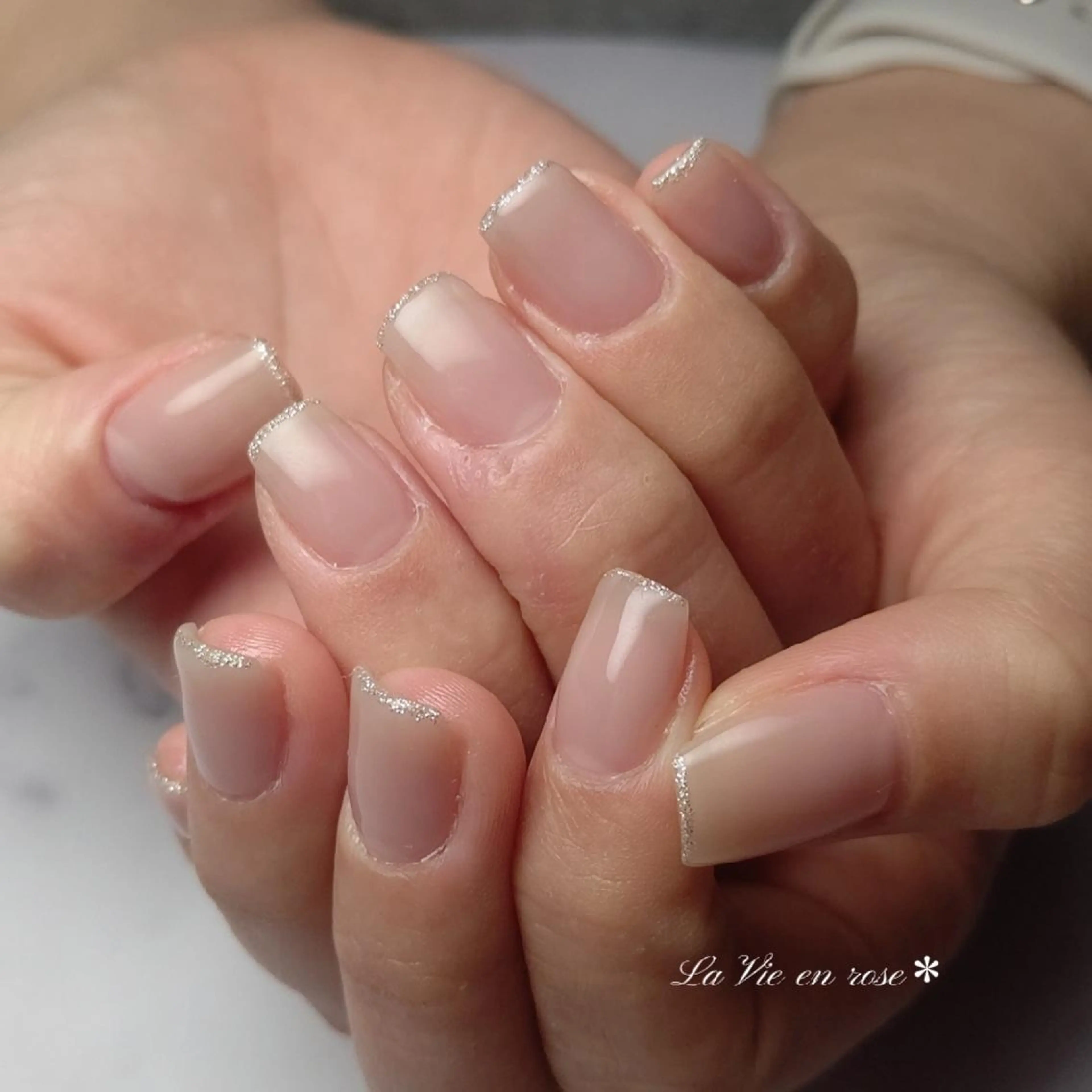 ネイル ラヴィアン ローズのネイルデザイン