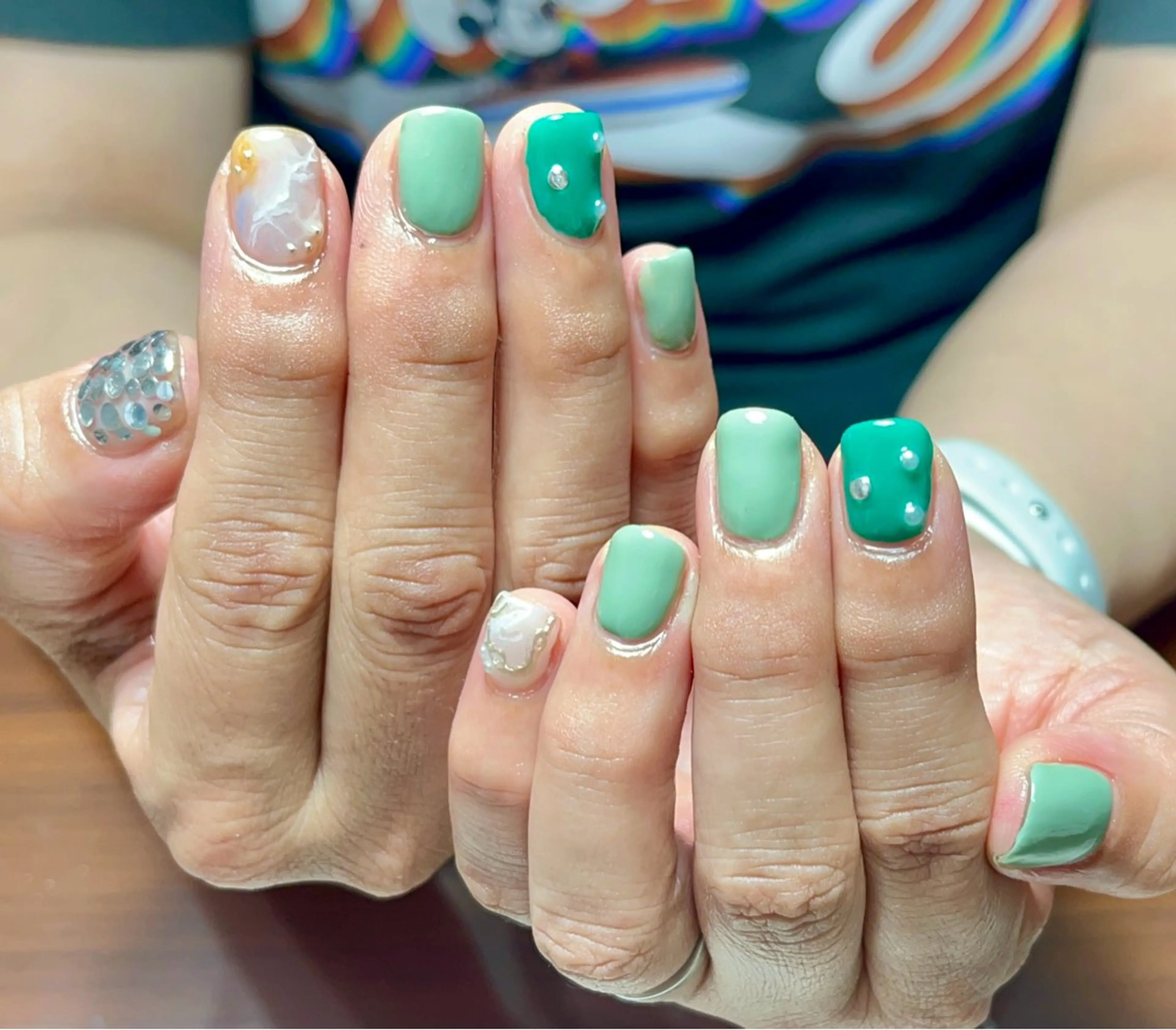 ネイル クレスト KATUURAのネイルデザイン