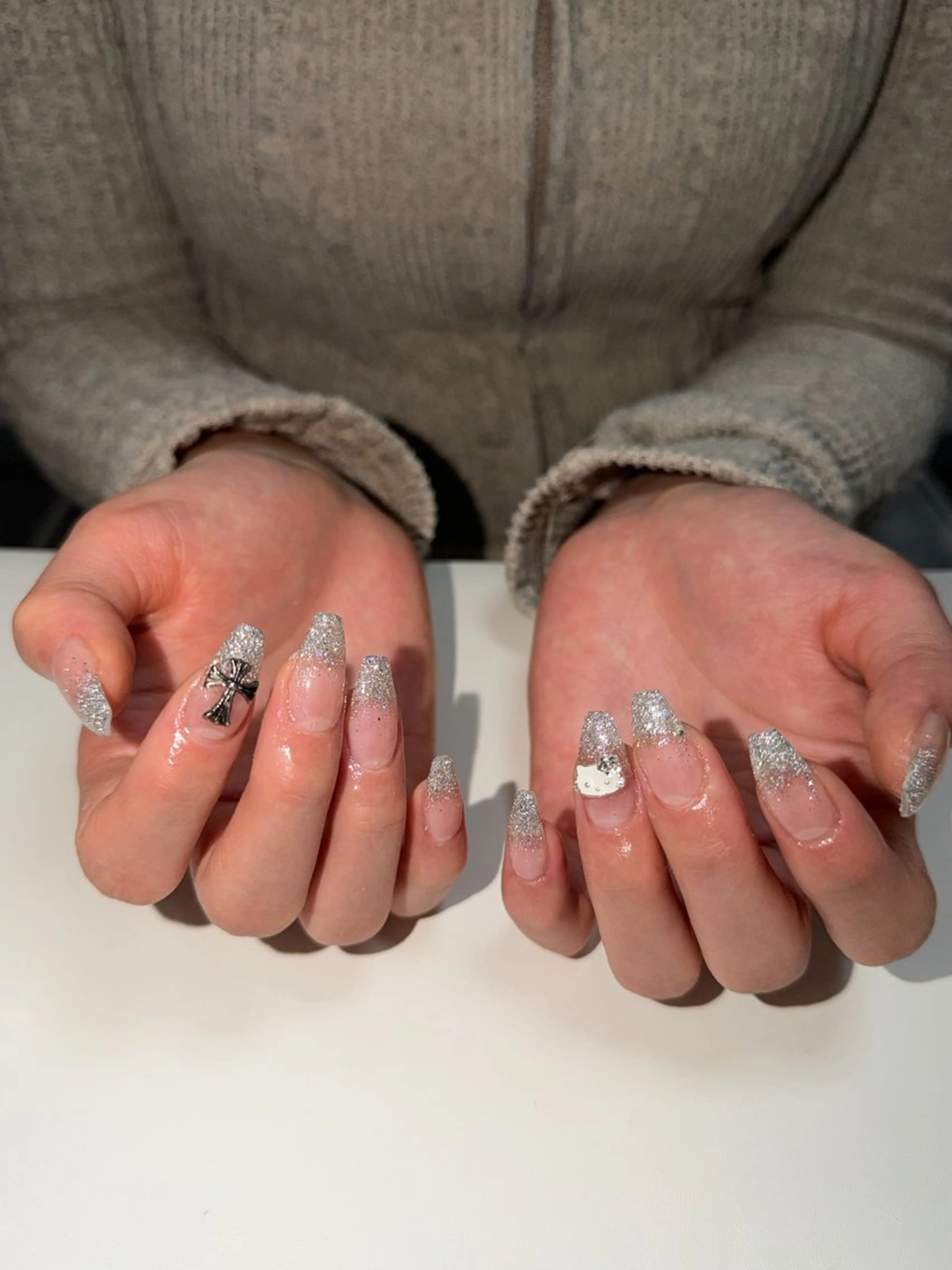 ネイル ハンドネイル BERA NAILSのネイルデザイン